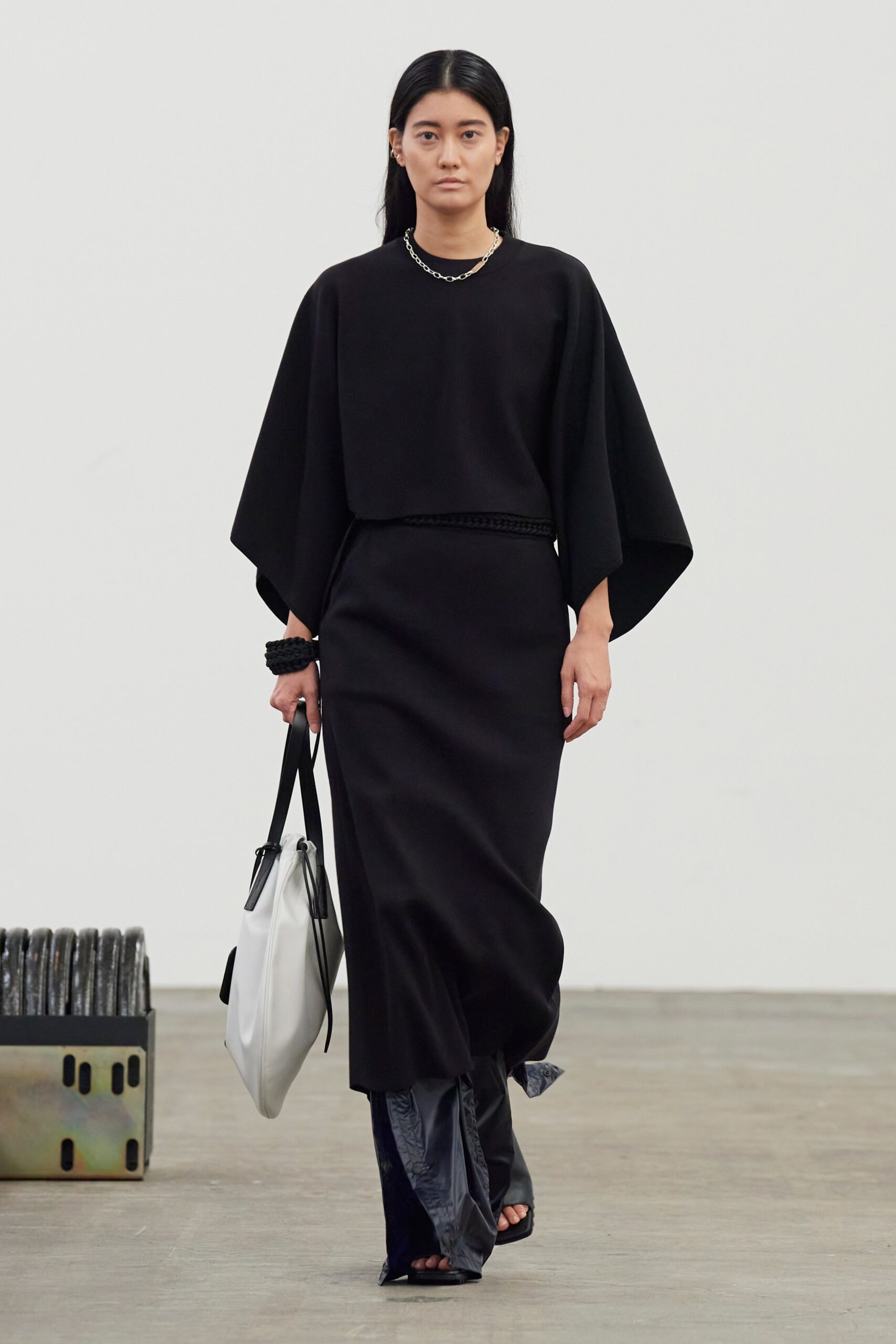 Hyke Tokyo S/S 22 Look 27