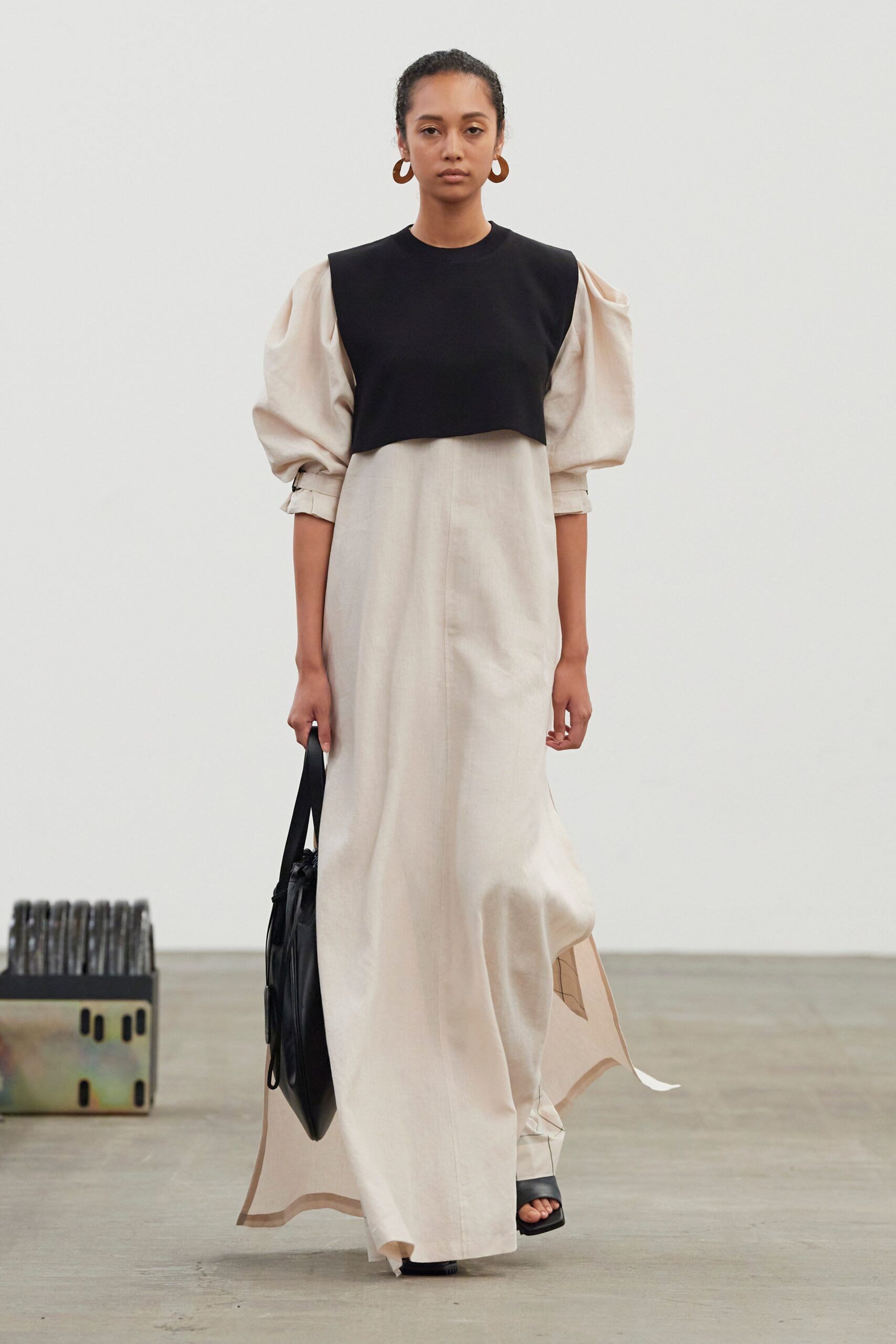 Hyke Tokyo S/S 22 Look 28