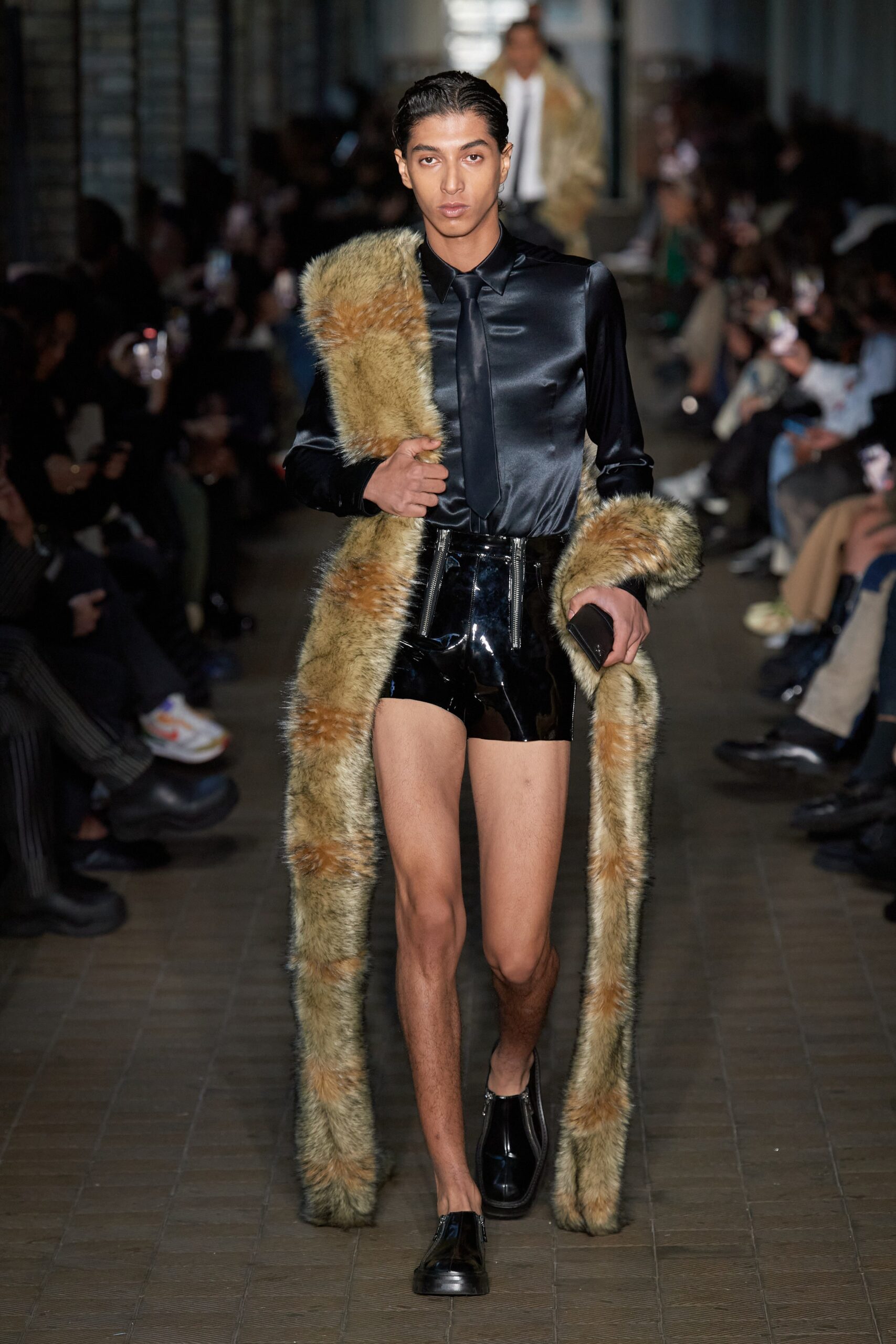 GmbH S/S 23 Look 28