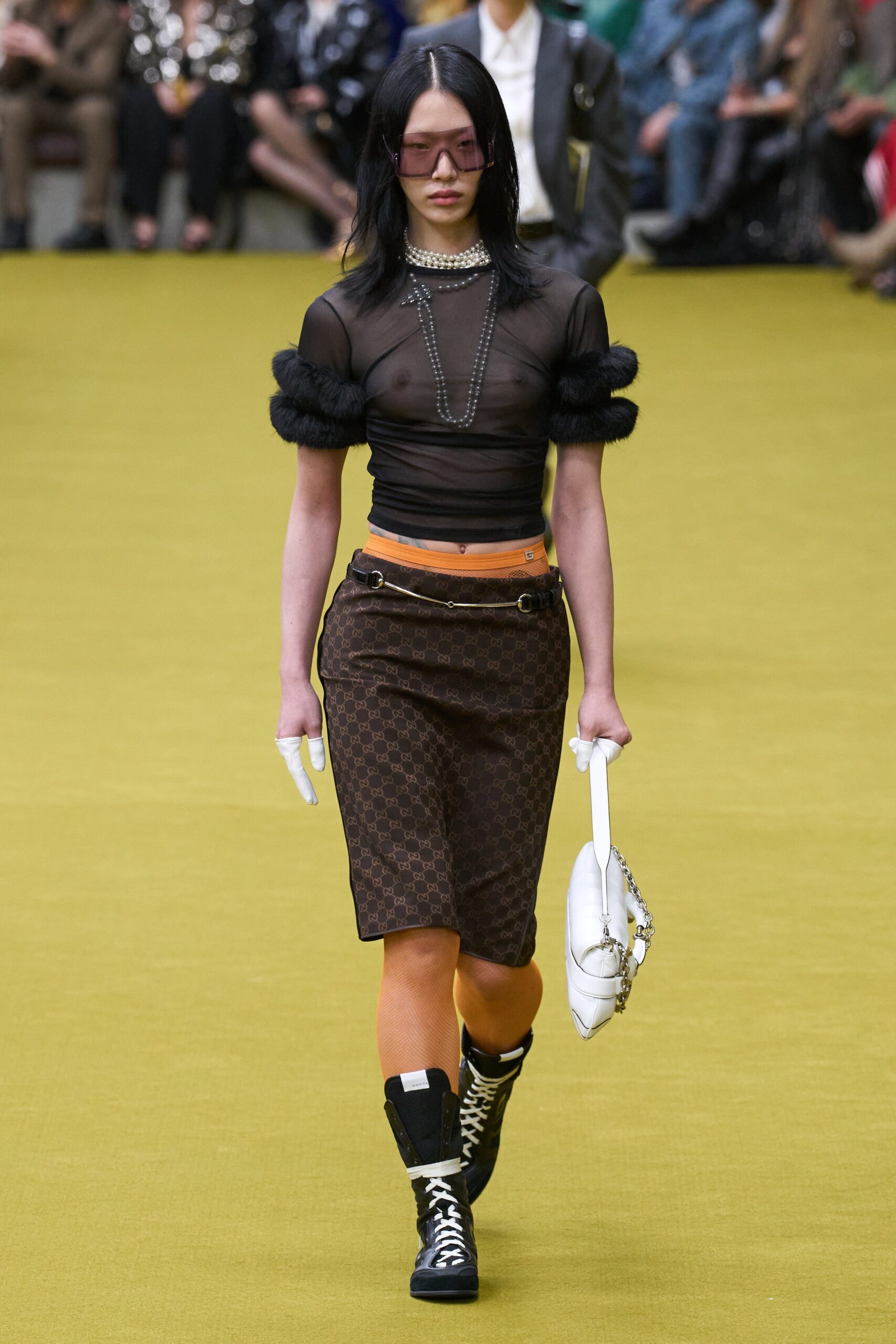 Gucci F/W 23 Look 28
