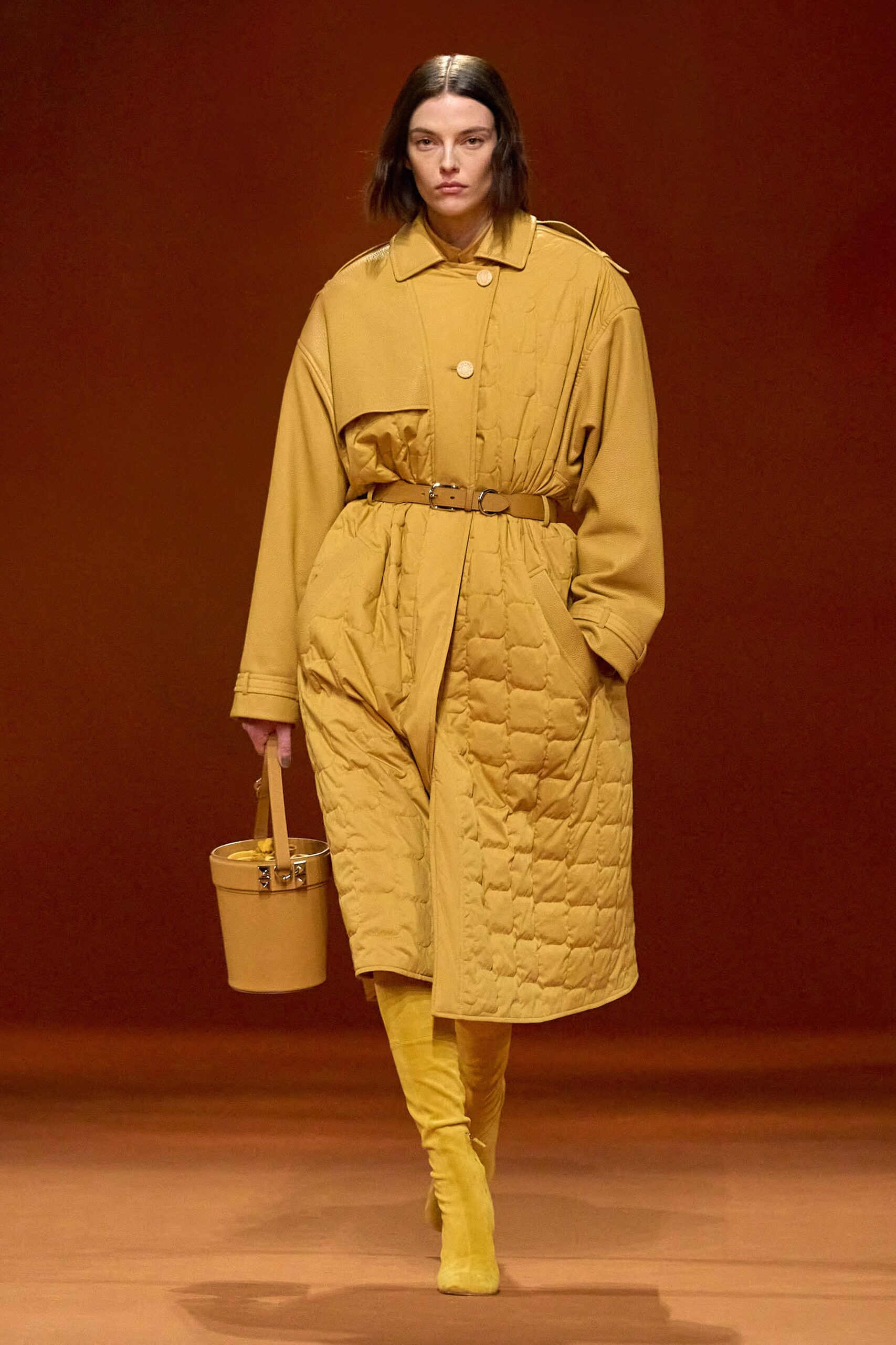 Hermès F/W 23 Look 28