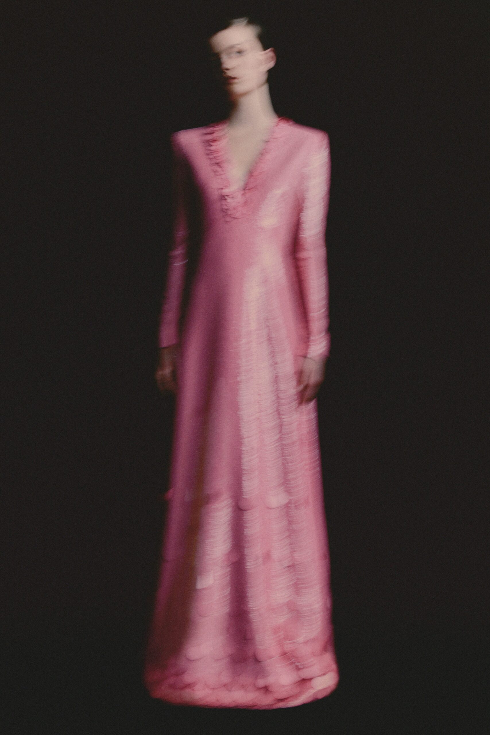 Huishan Zhang Resort 24 Look 28