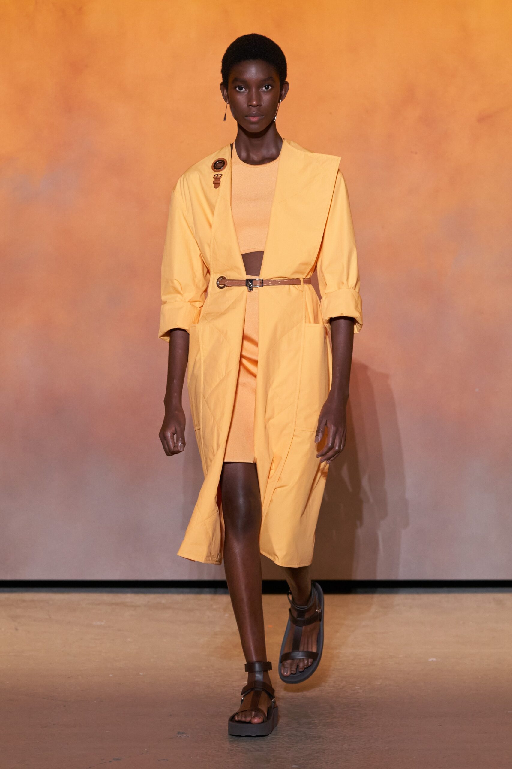 Hermès S/S 22 Look 29