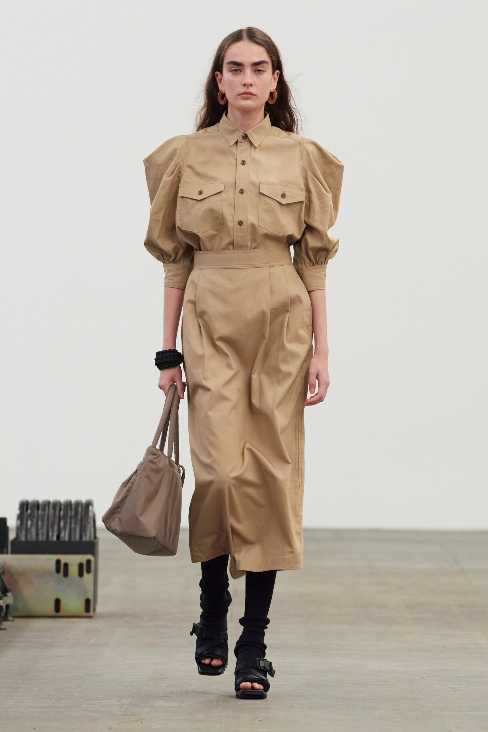 Hyke Tokyo S/S 22 Look 29