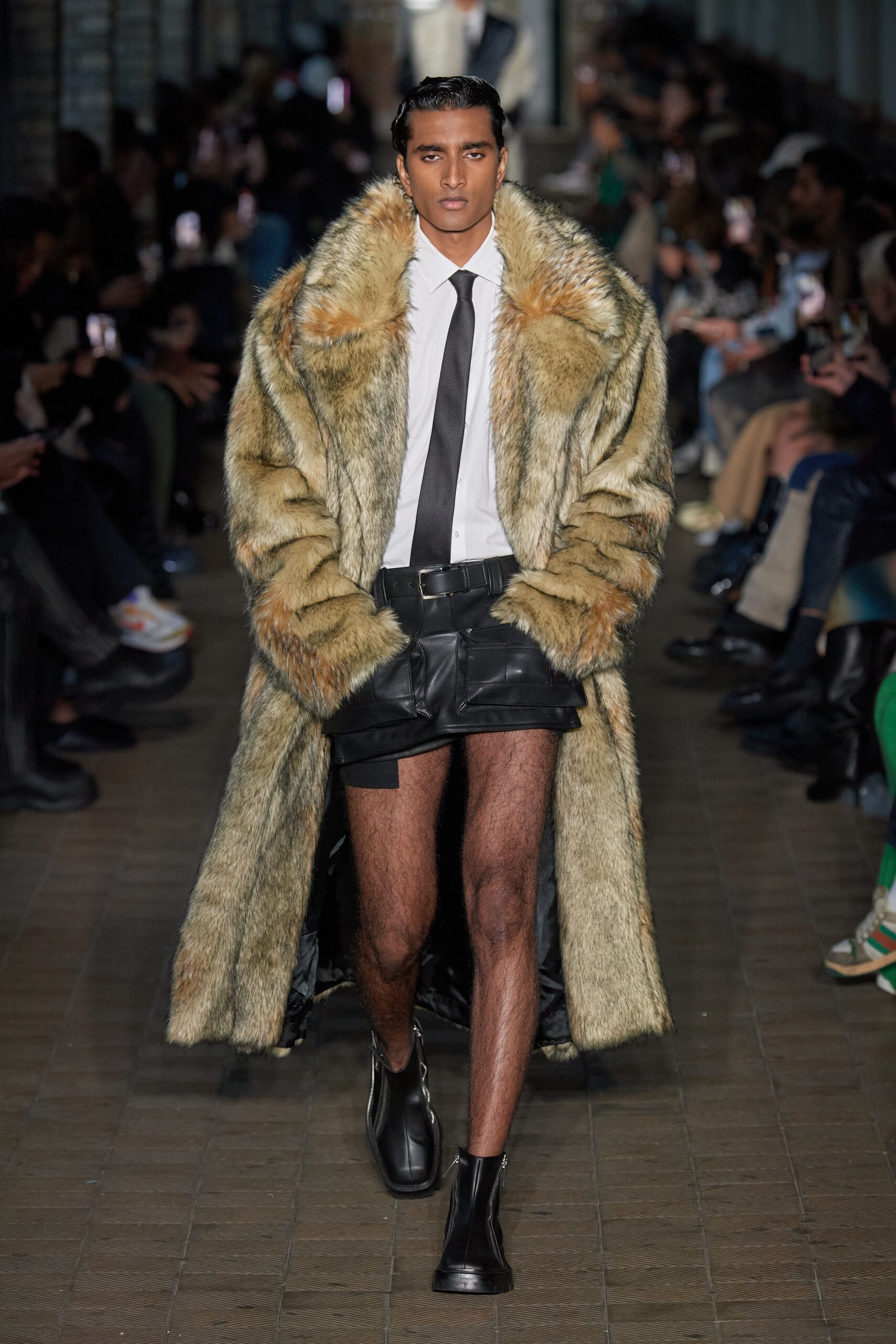 GmbH S/S 23 Look 29