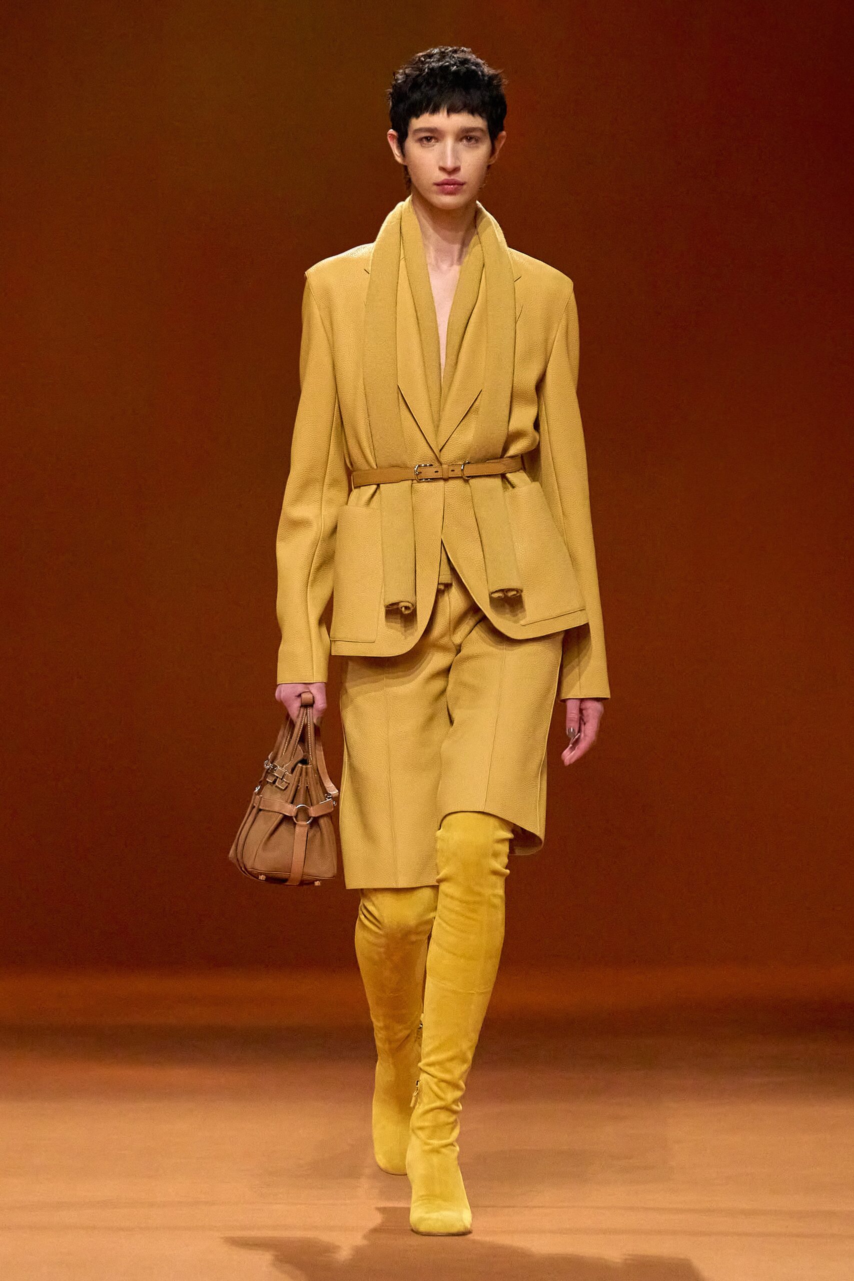 Hermès F/W 23 Look 29