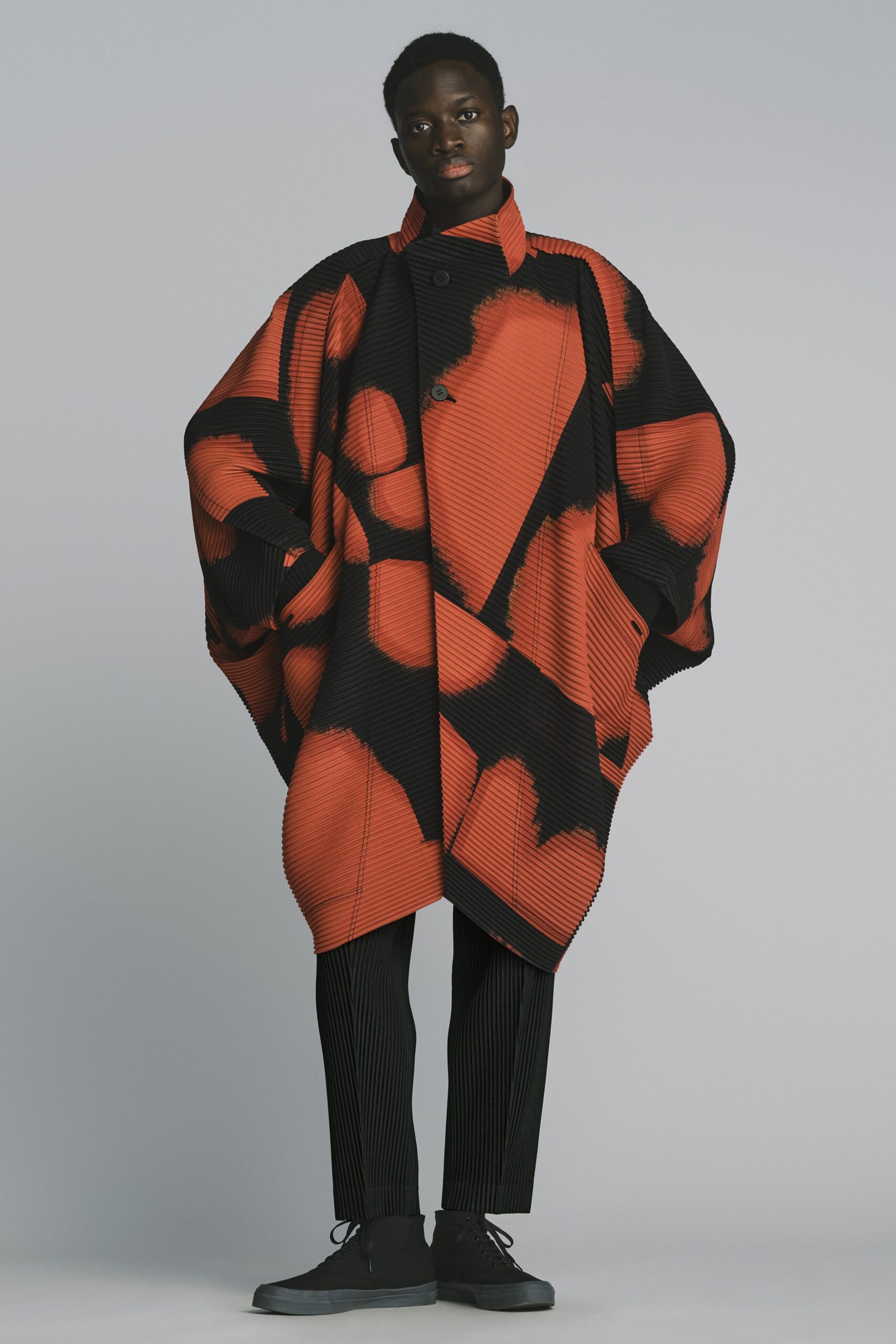 Homme Plissé Issey Miyake F/W 22 Menswear Look 30