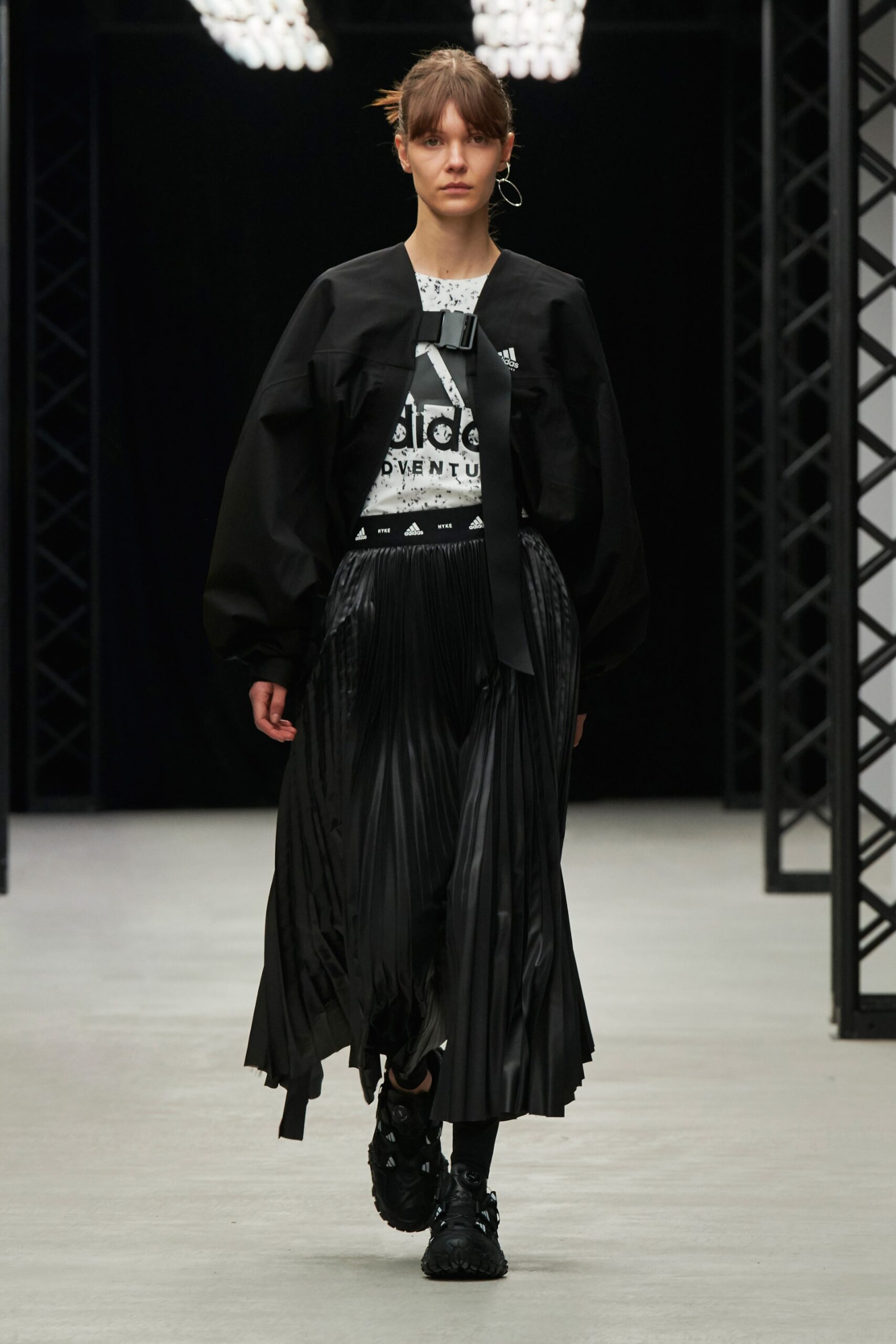 Hyke Tokyo F/W 20 Look 30
