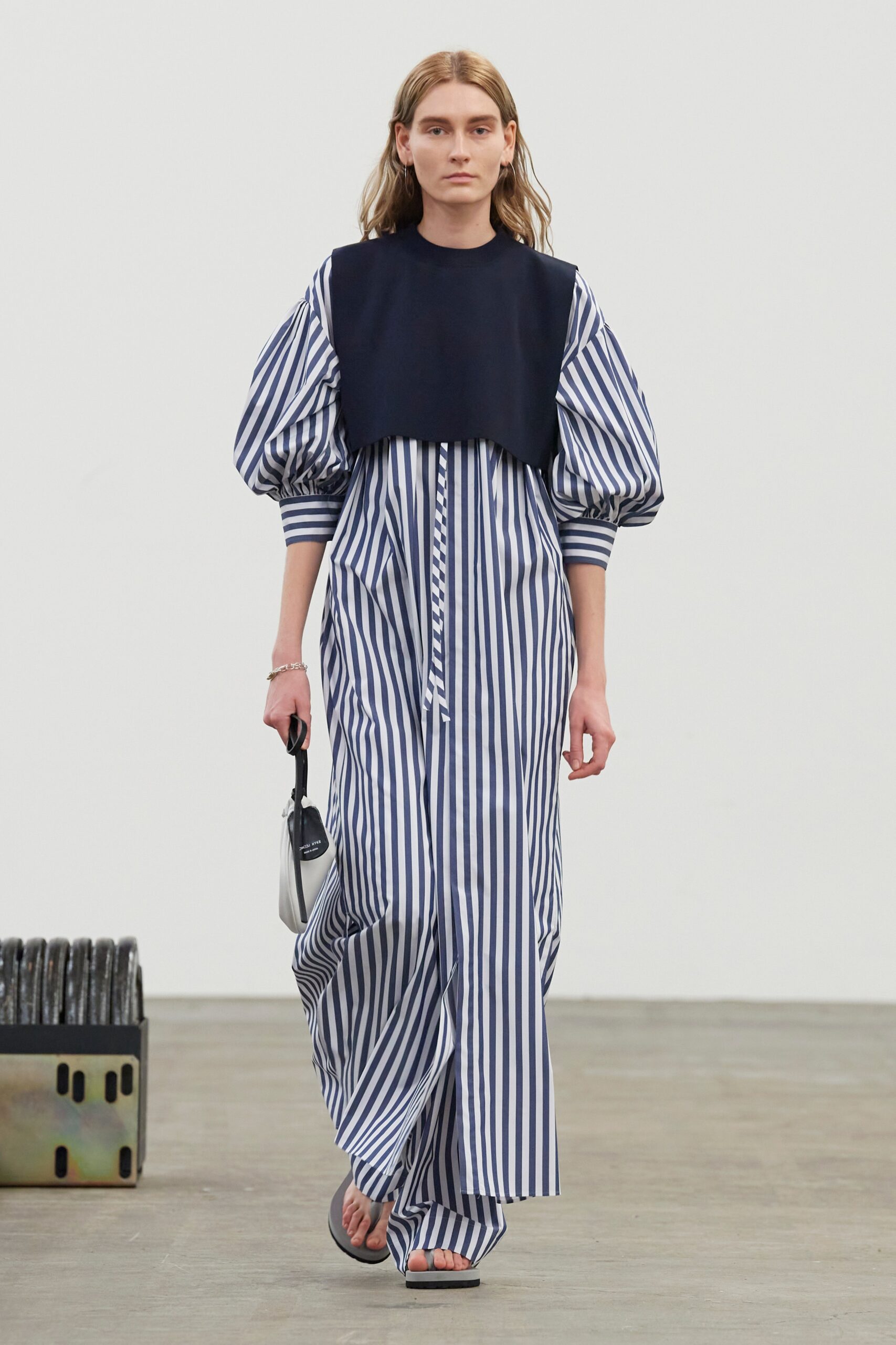 Hyke Tokyo S/S 22 Look 30