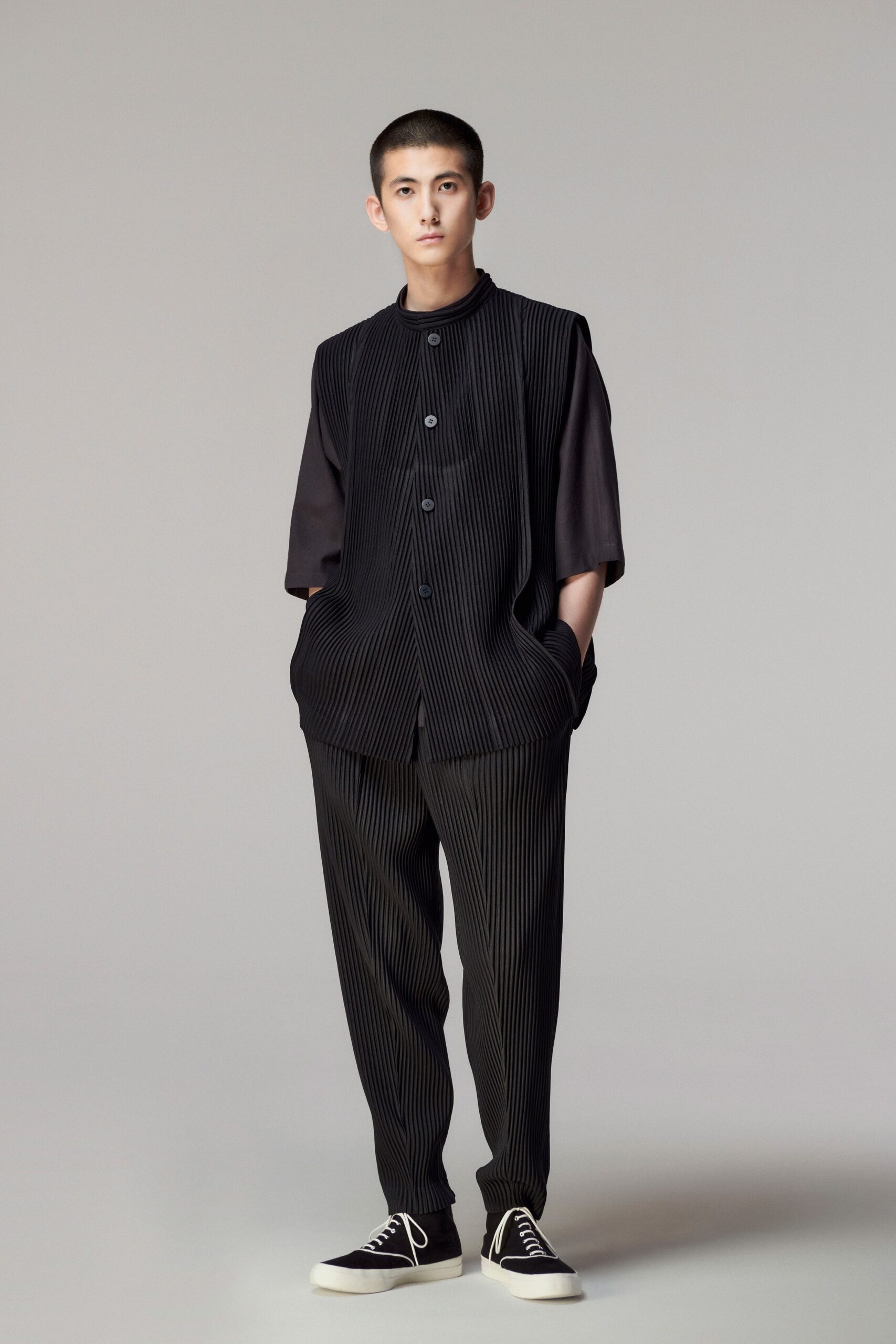 Homme Plissé Issey Miyake S/S 21 Menswear Look 30