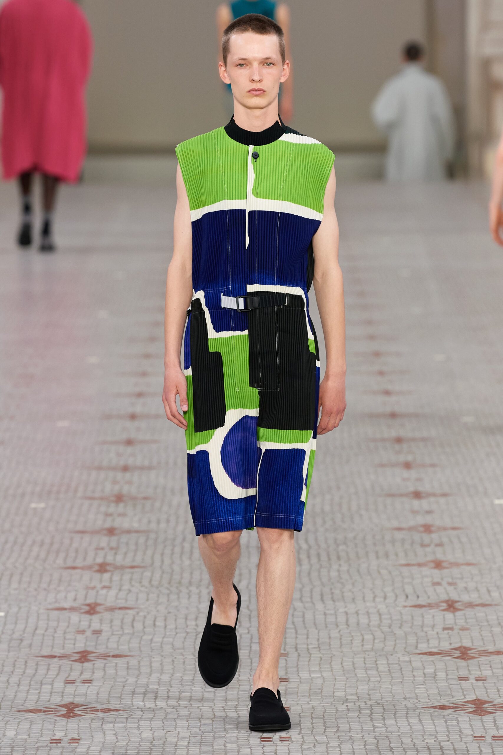 Homme Plissé Issey Miyake S/S 24 Menswear Look 30