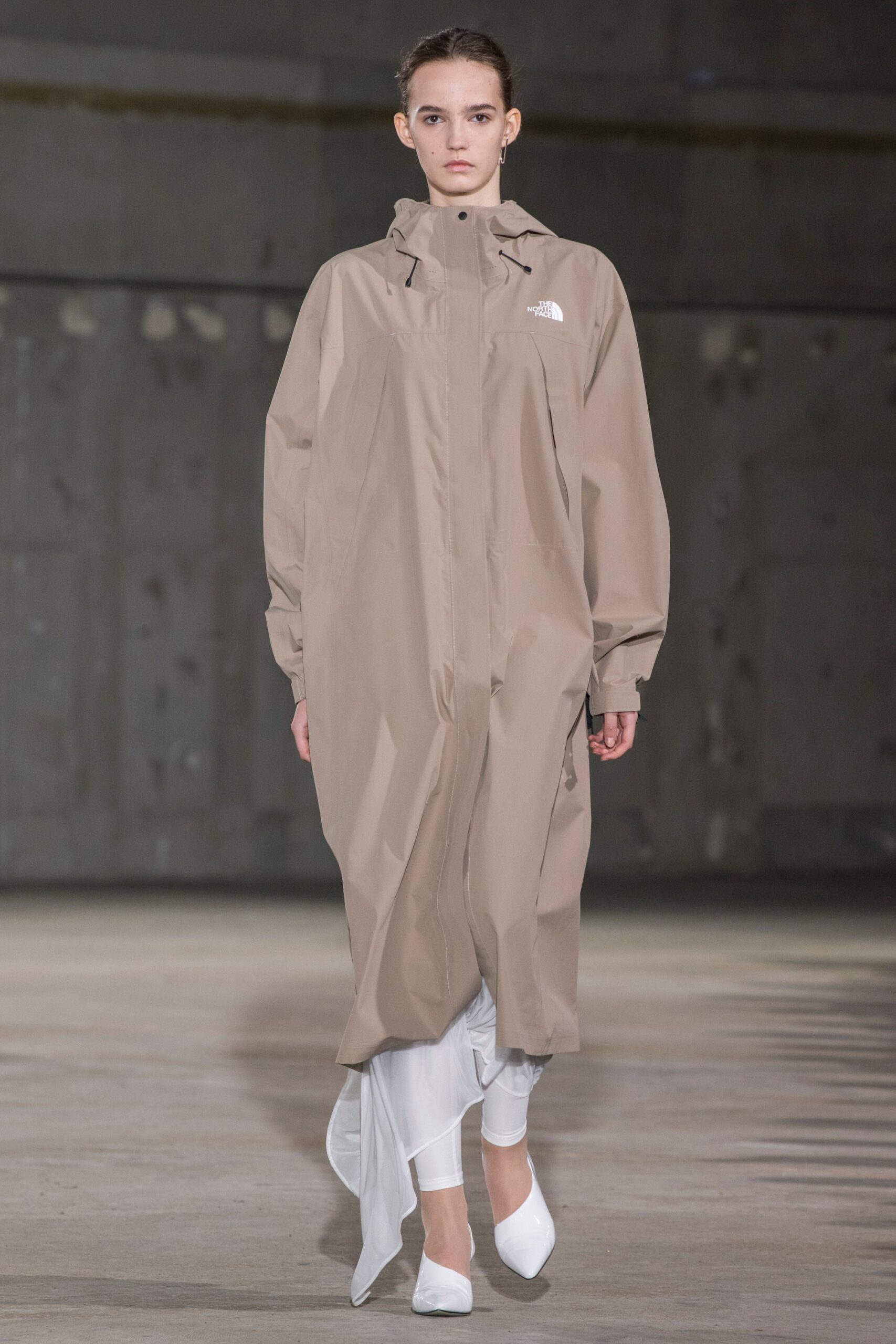 Hyke Tokyo S/S 19 Look 31