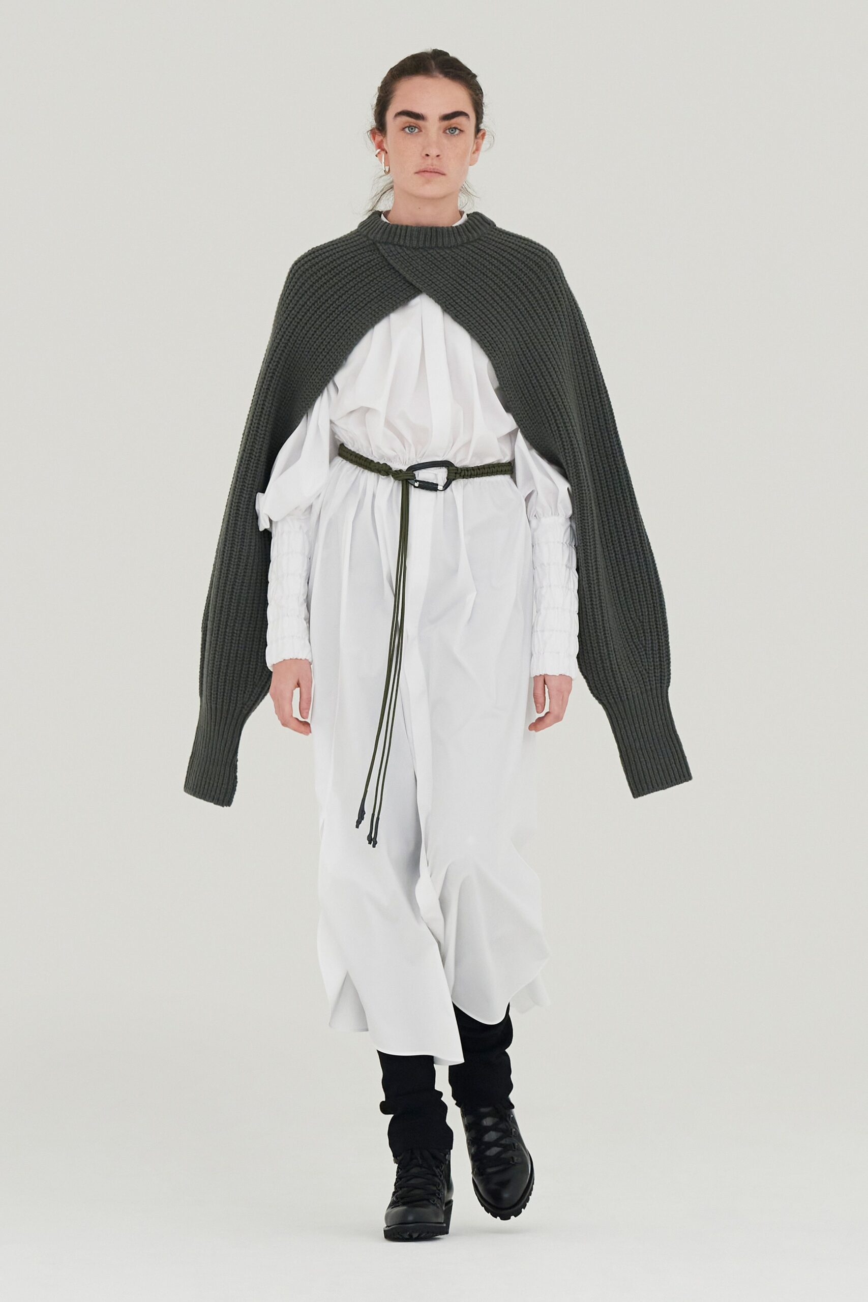 Hyke Tokyo F/W 21 Look 31