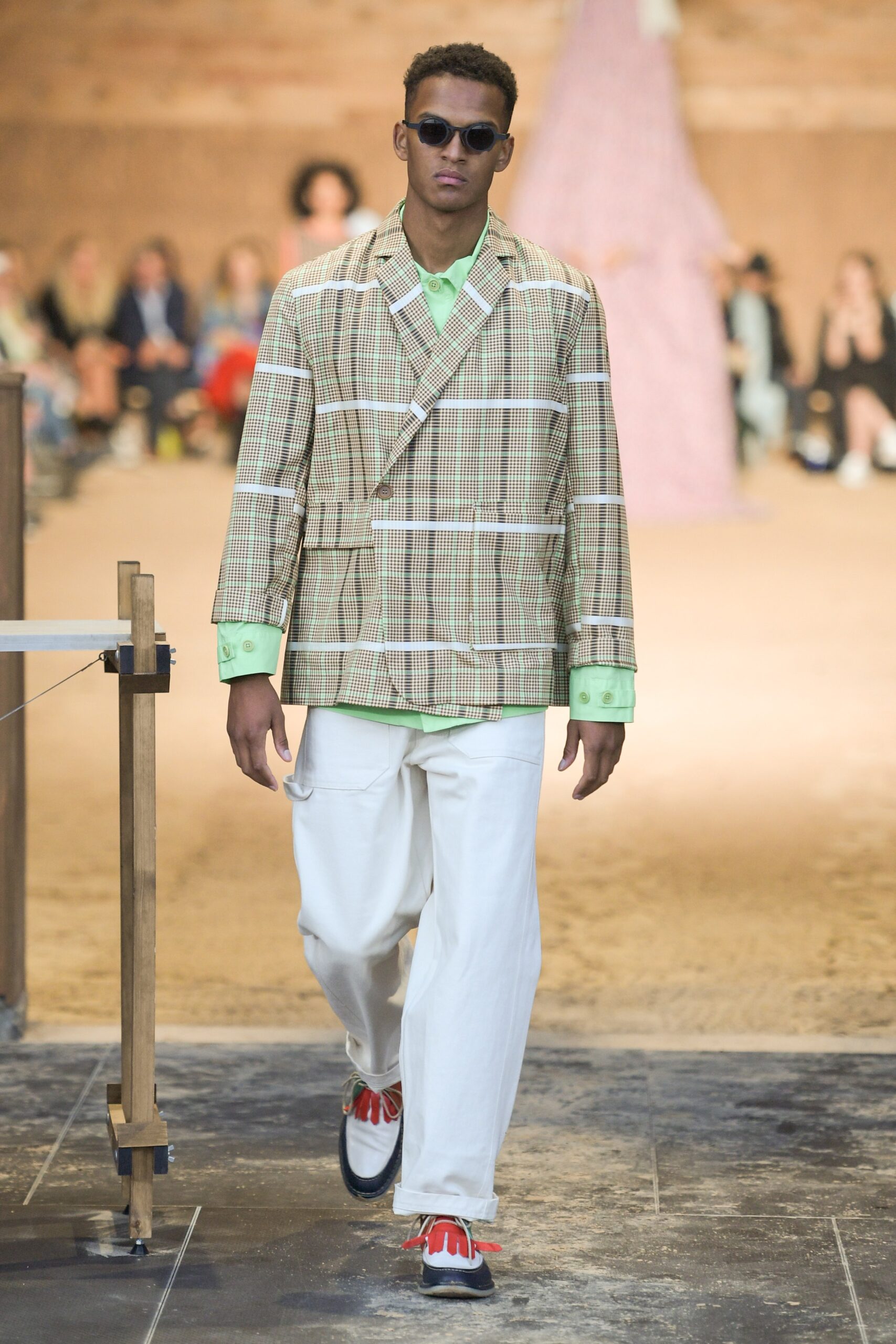 Henrik Vibskov Copenhagen S/S 22 Look 32