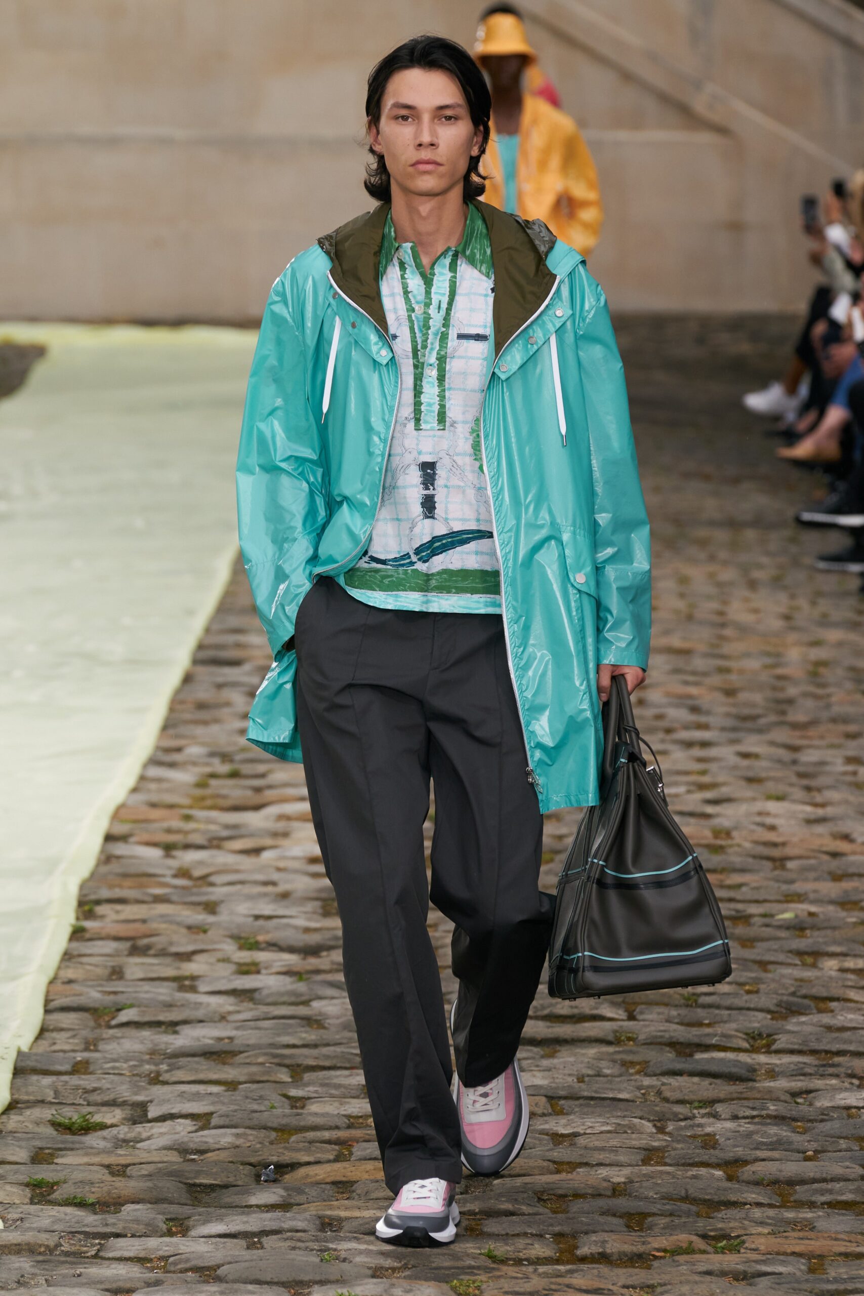 Hermès S/S 23 Menswear Look 32