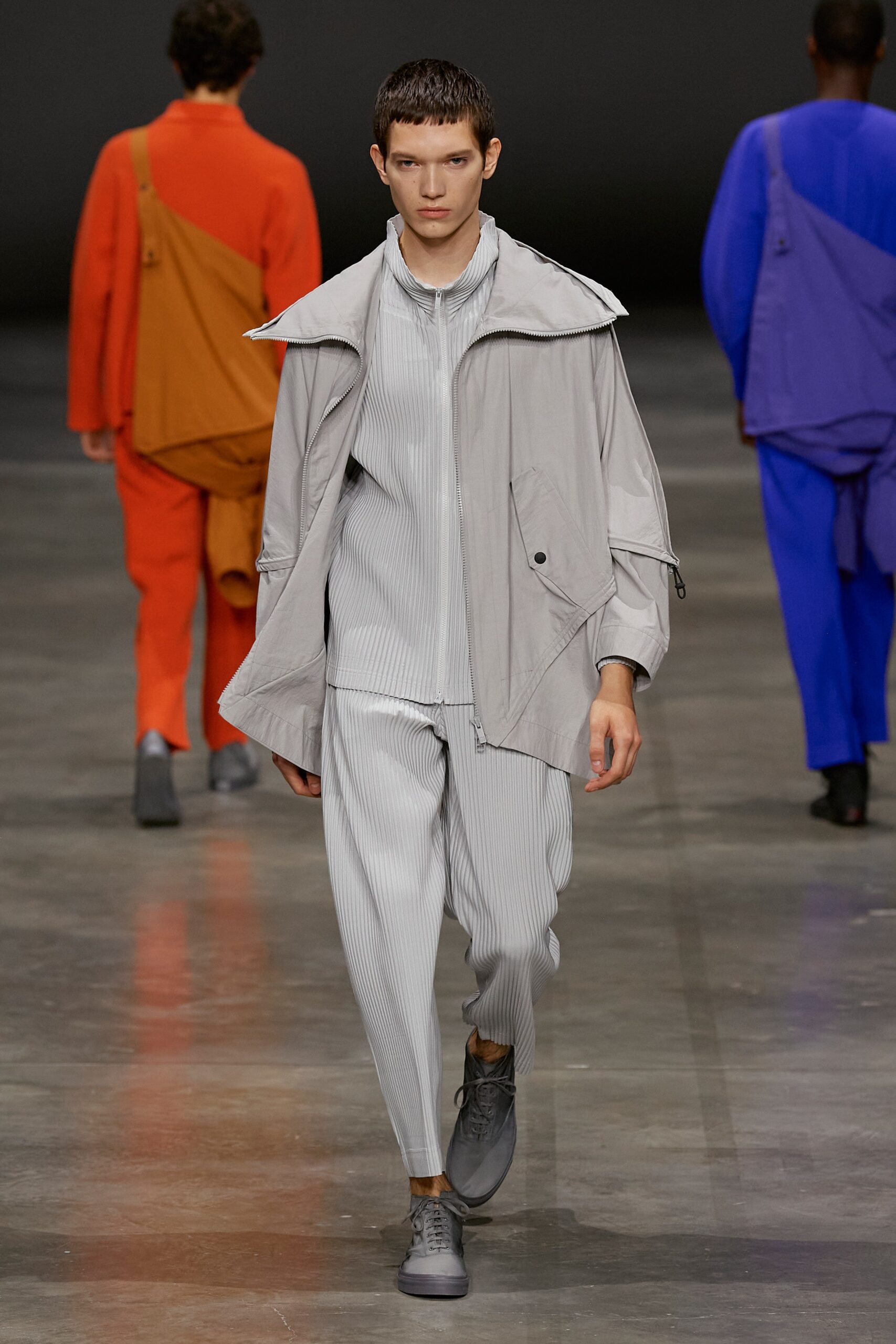 Homme Plissé Issey Miyake F/W 23 Menswear Look 32