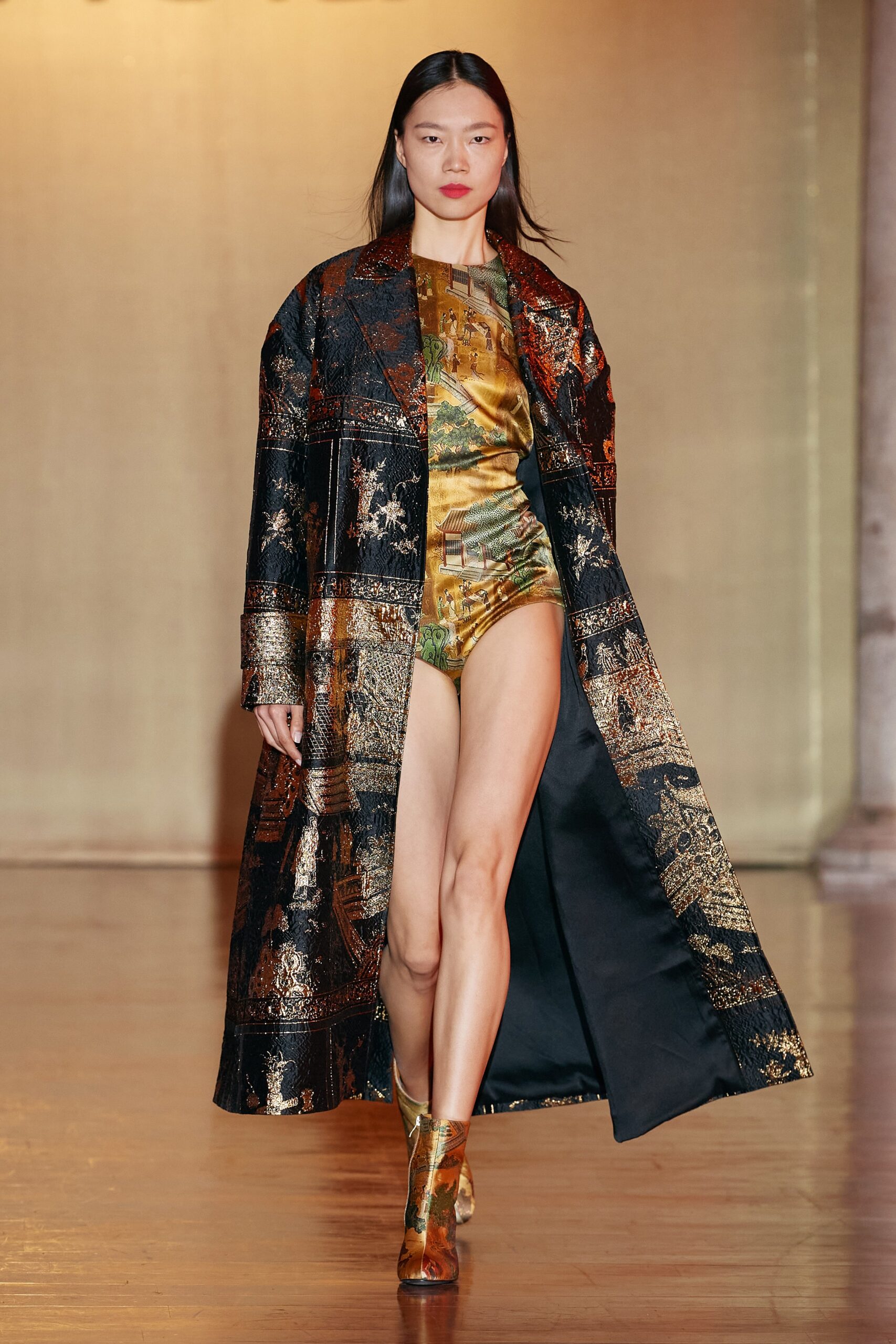 HUI F/W 22 Look 33