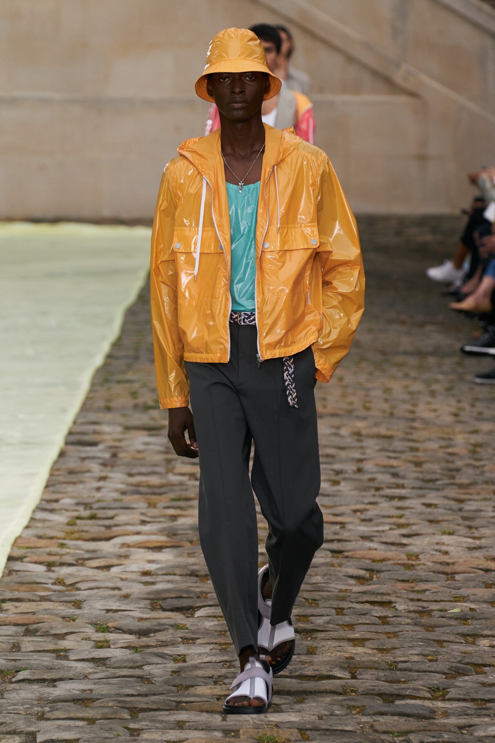 Hermès S/S 23 Menswear Look 33