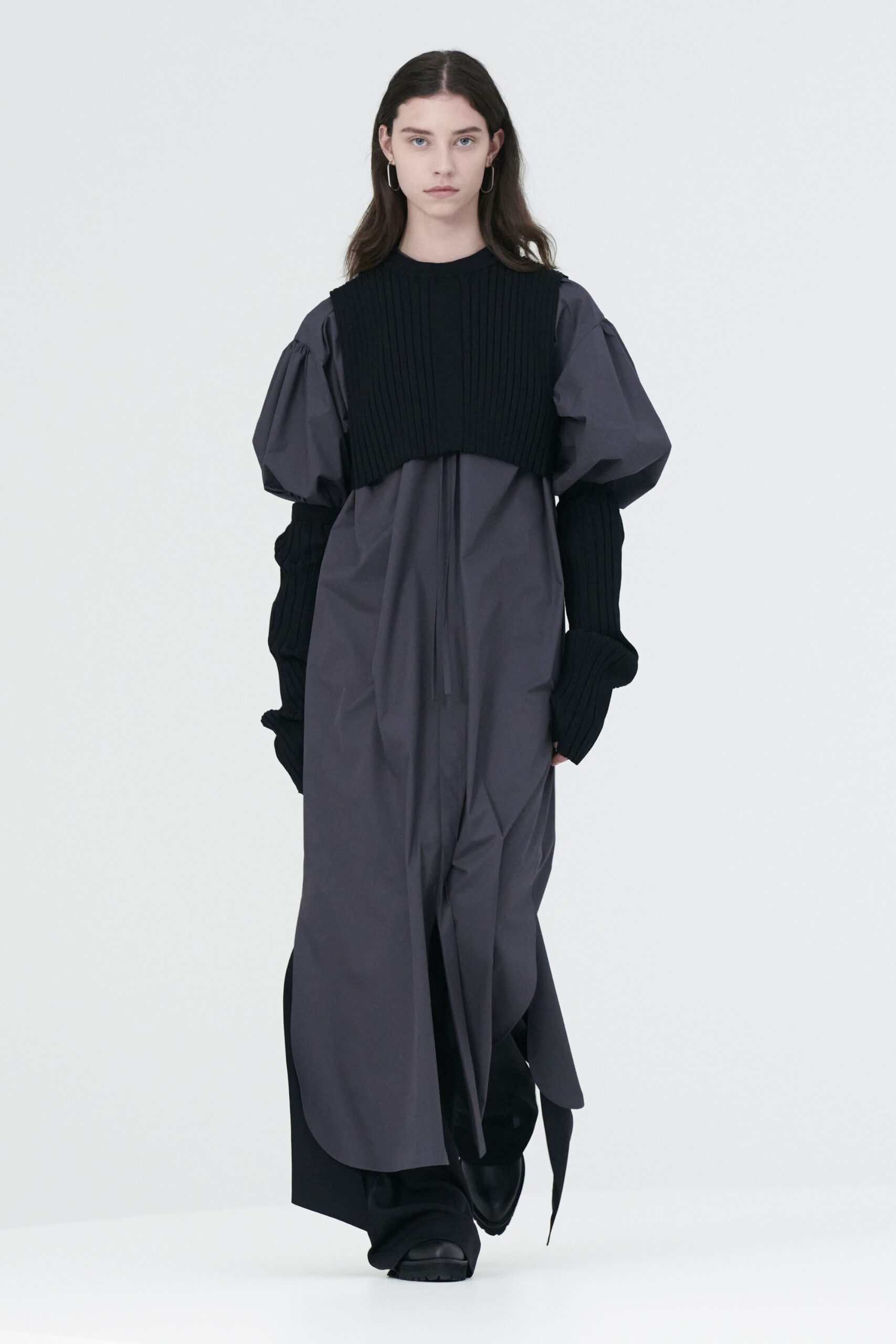 Hyke Tokyo F/W 22 Look 33
