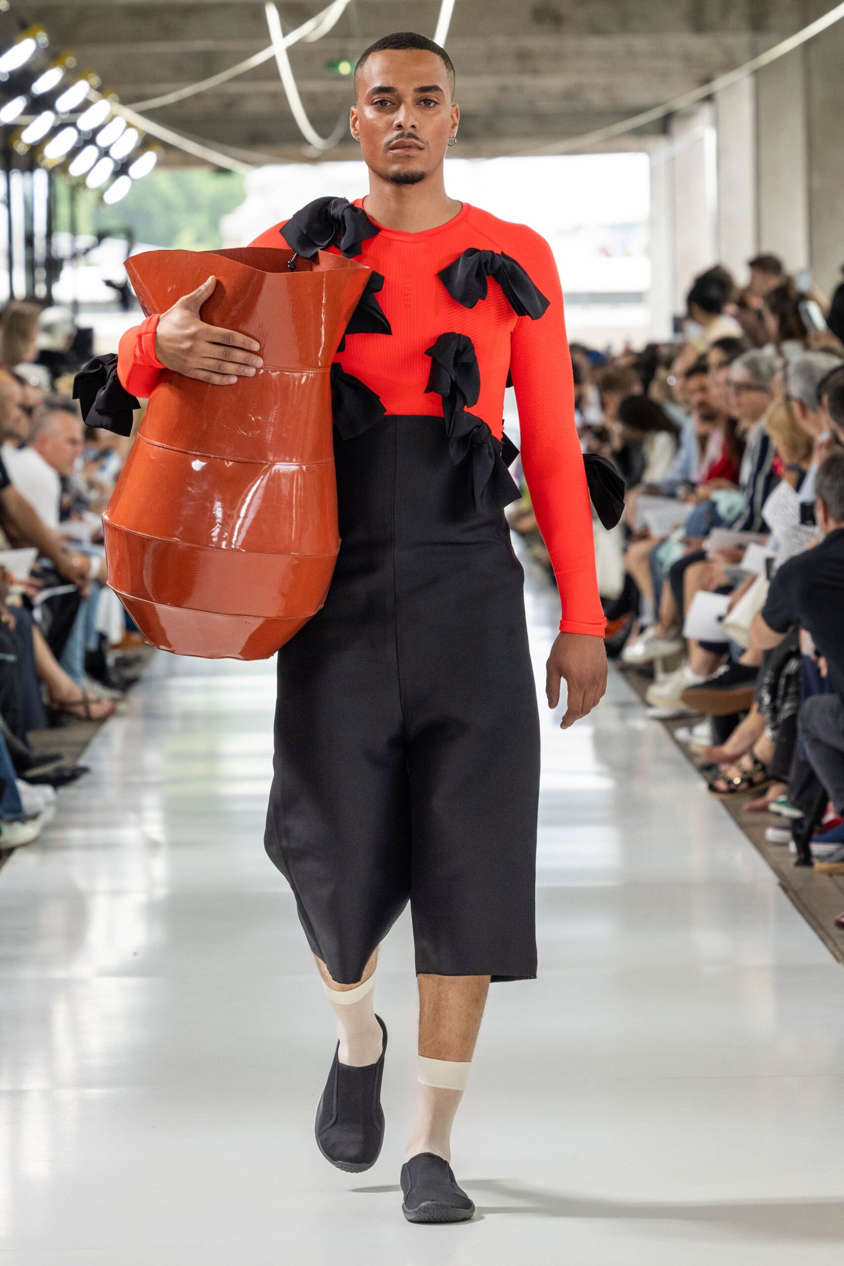 Institut Français de la Mode S/S 24 Look 33