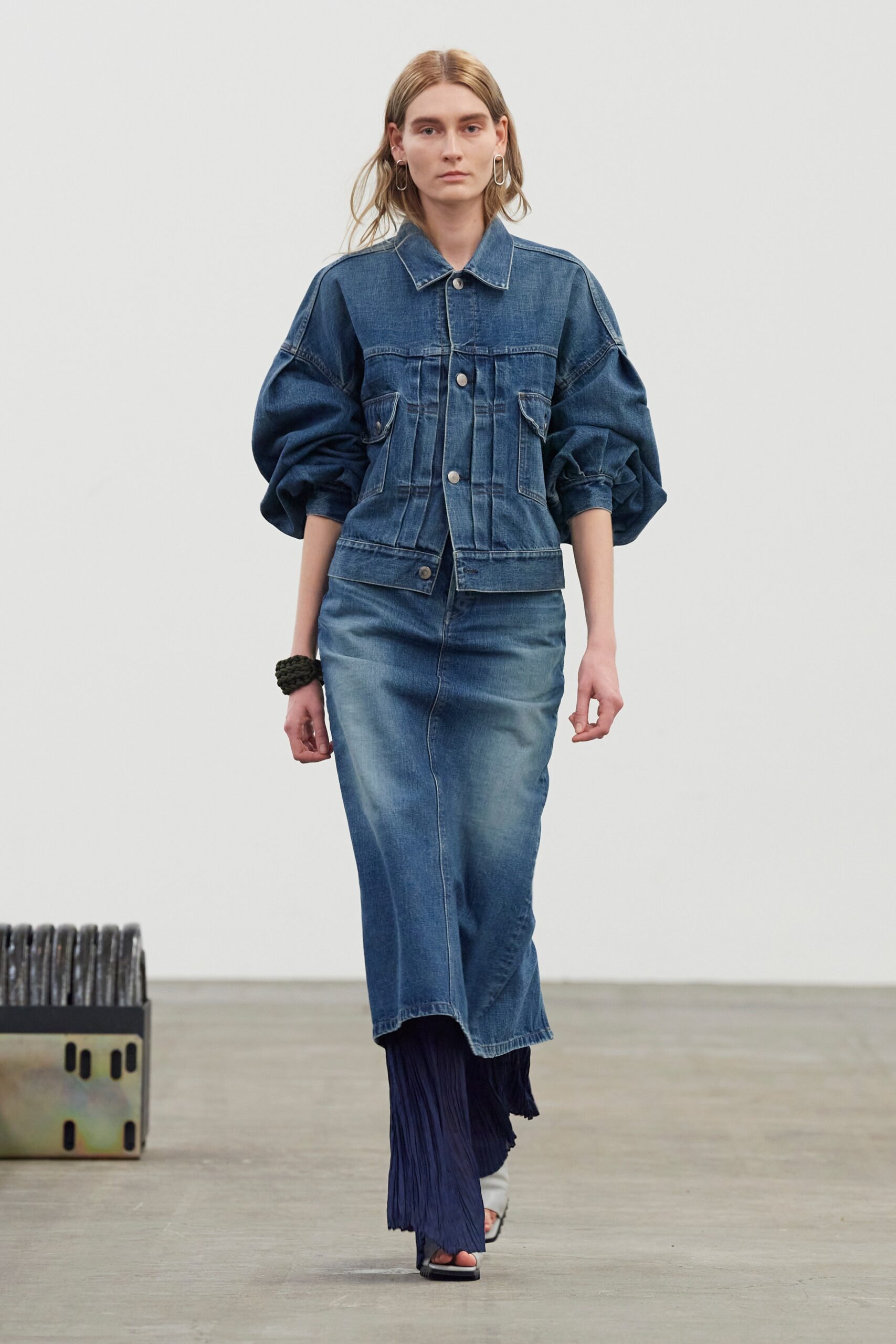 Hyke Tokyo S/S 22 Look 34