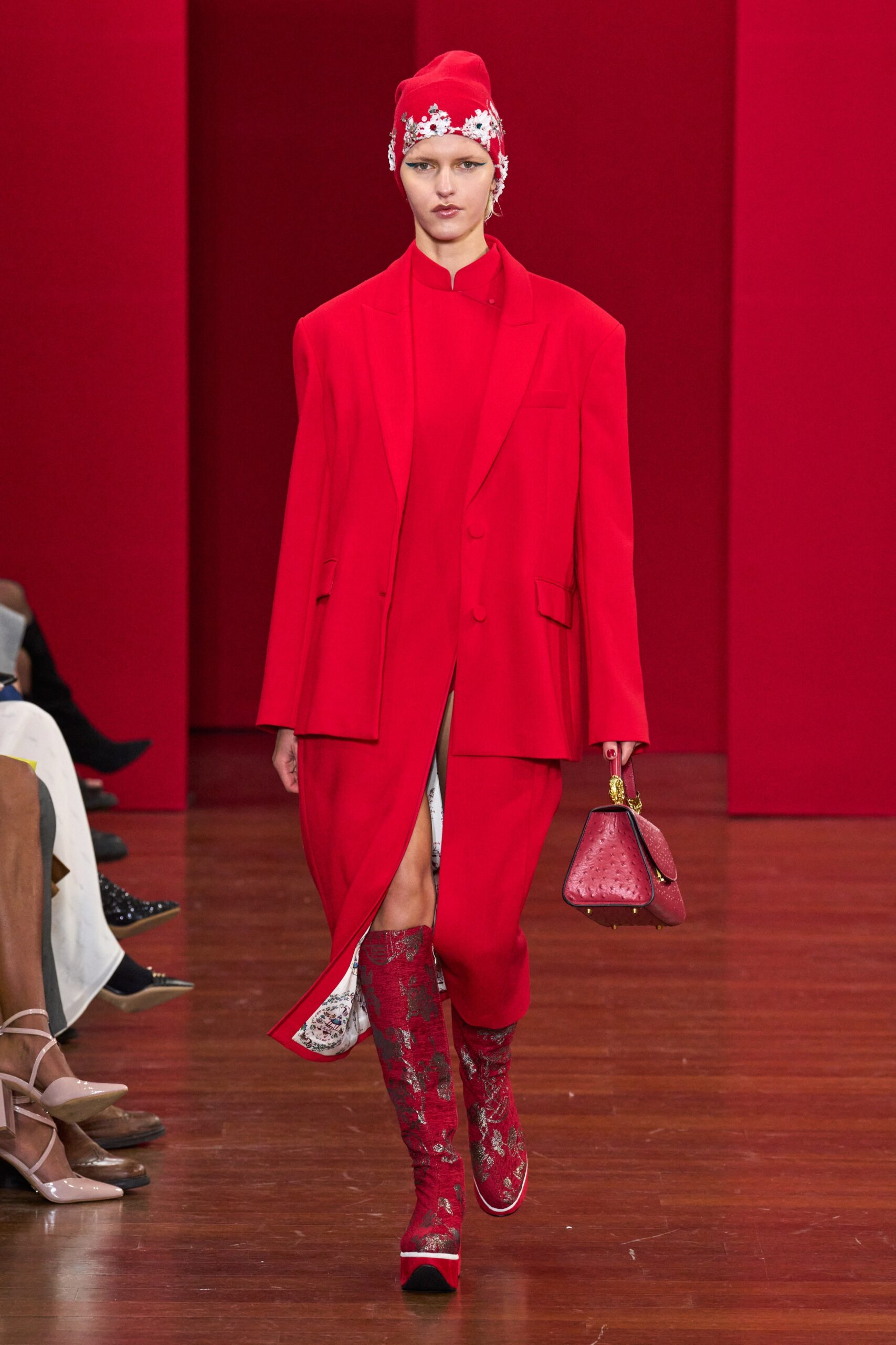 HUI F/W 23 Look 34