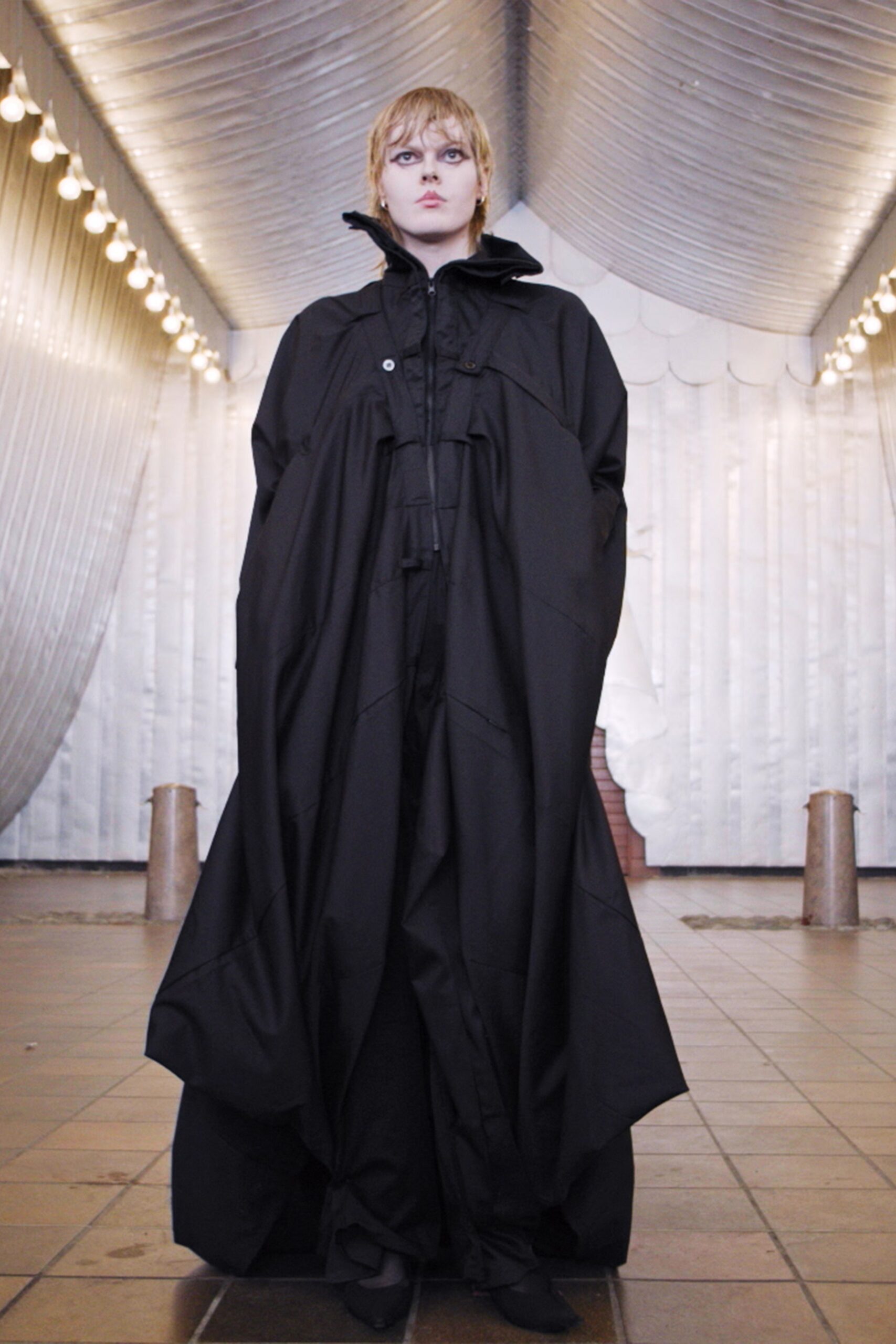 Hodakova S/S 22 Look 35