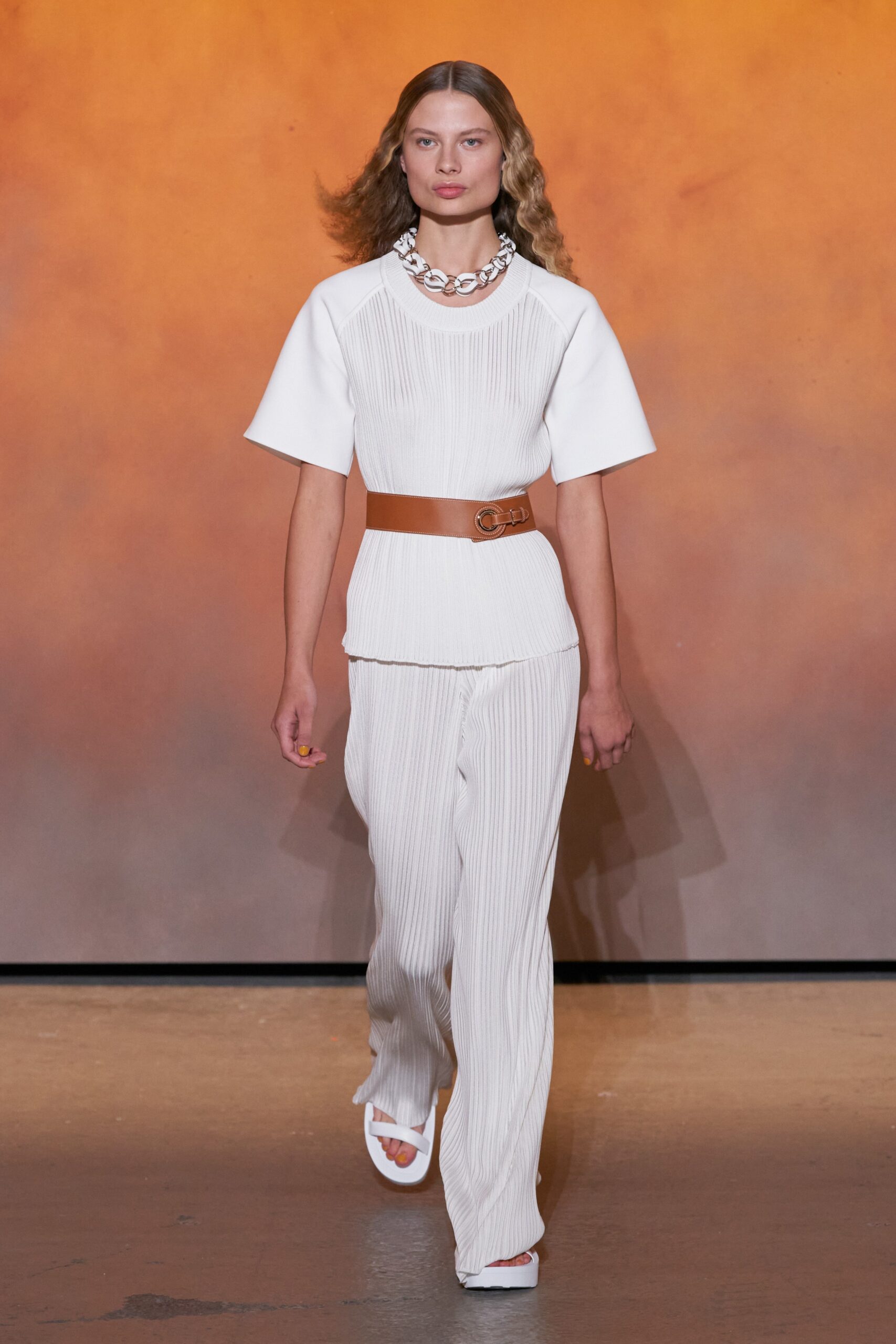 Hermès S/S 22 Look 36