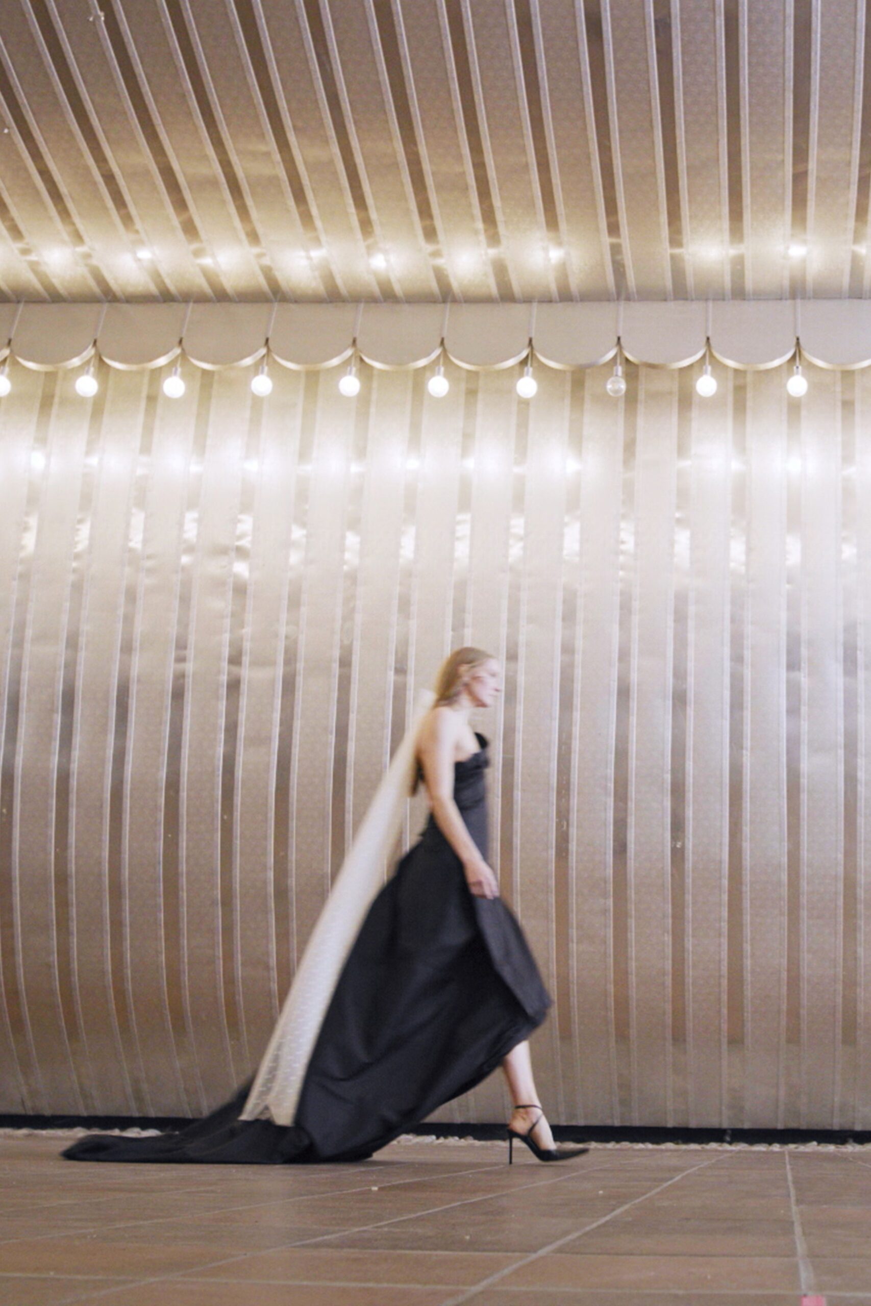 Hodakova S/S 22 Look 36