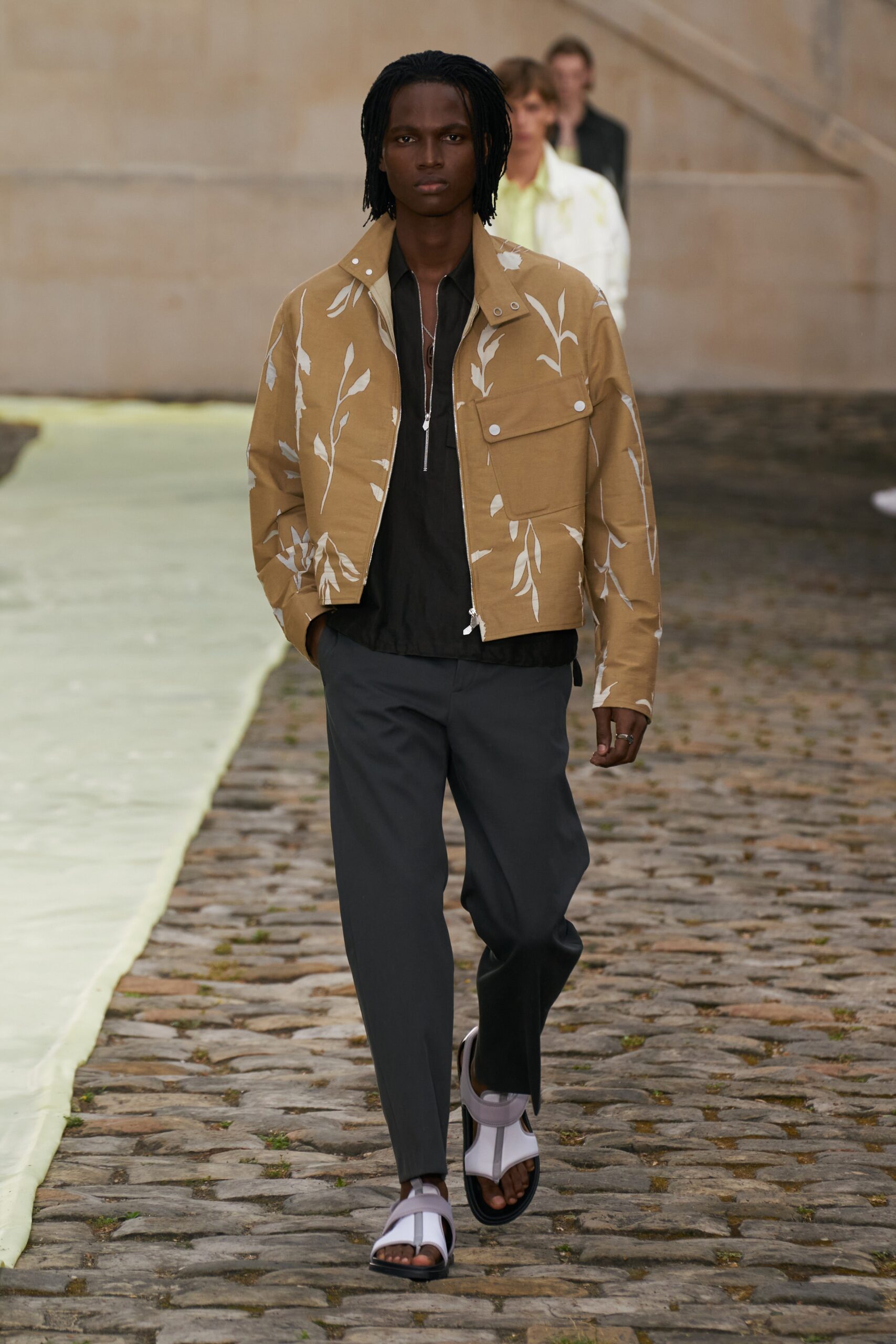 Hermès S/S 23 Menswear Look 36