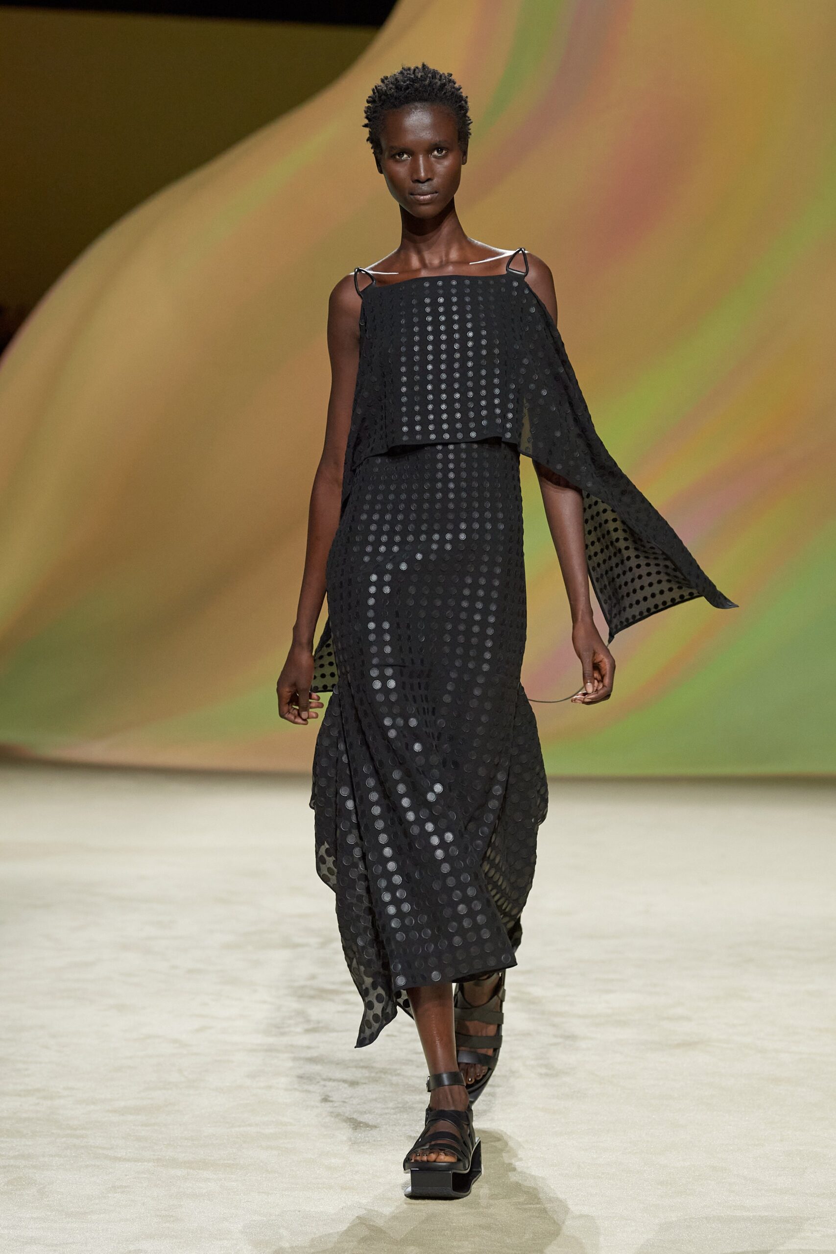 Hermès S/S 23 Look 37