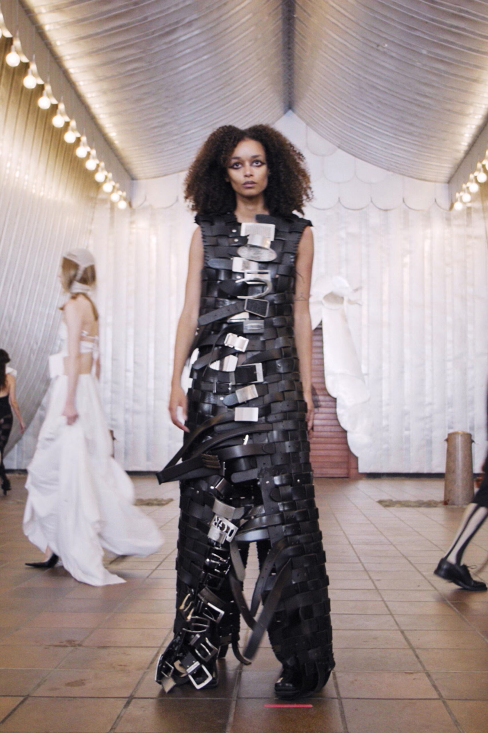 Hodakova S/S 22 Look 38
