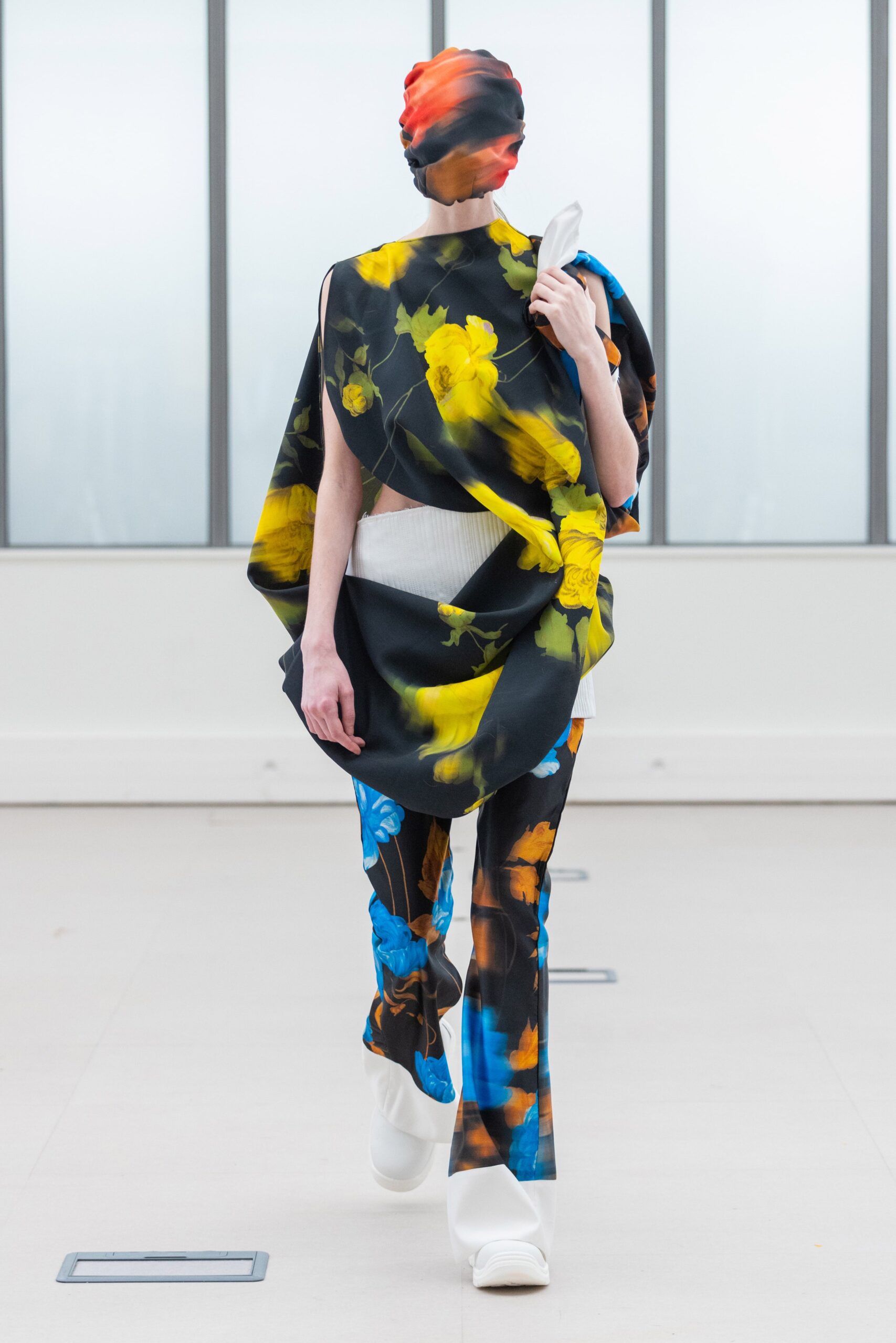 Institut Français de la Mode F/W 22 Look 38