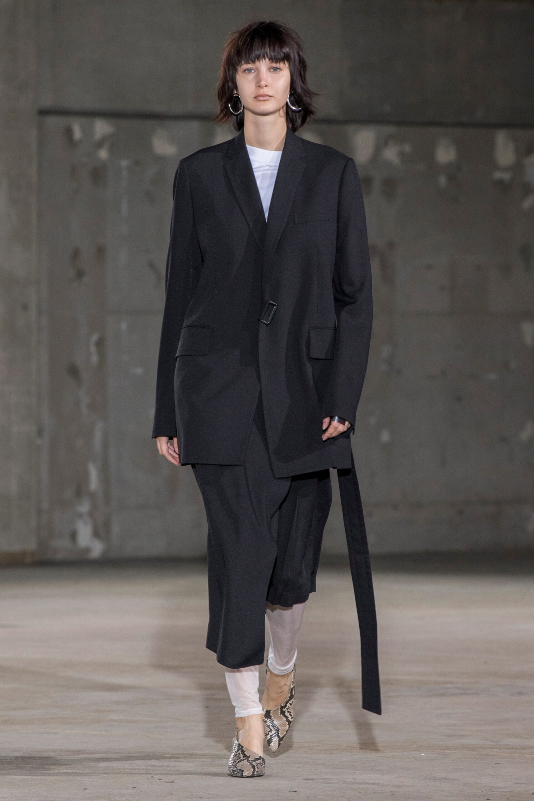 Hyke Tokyo S/S 19 Look 39