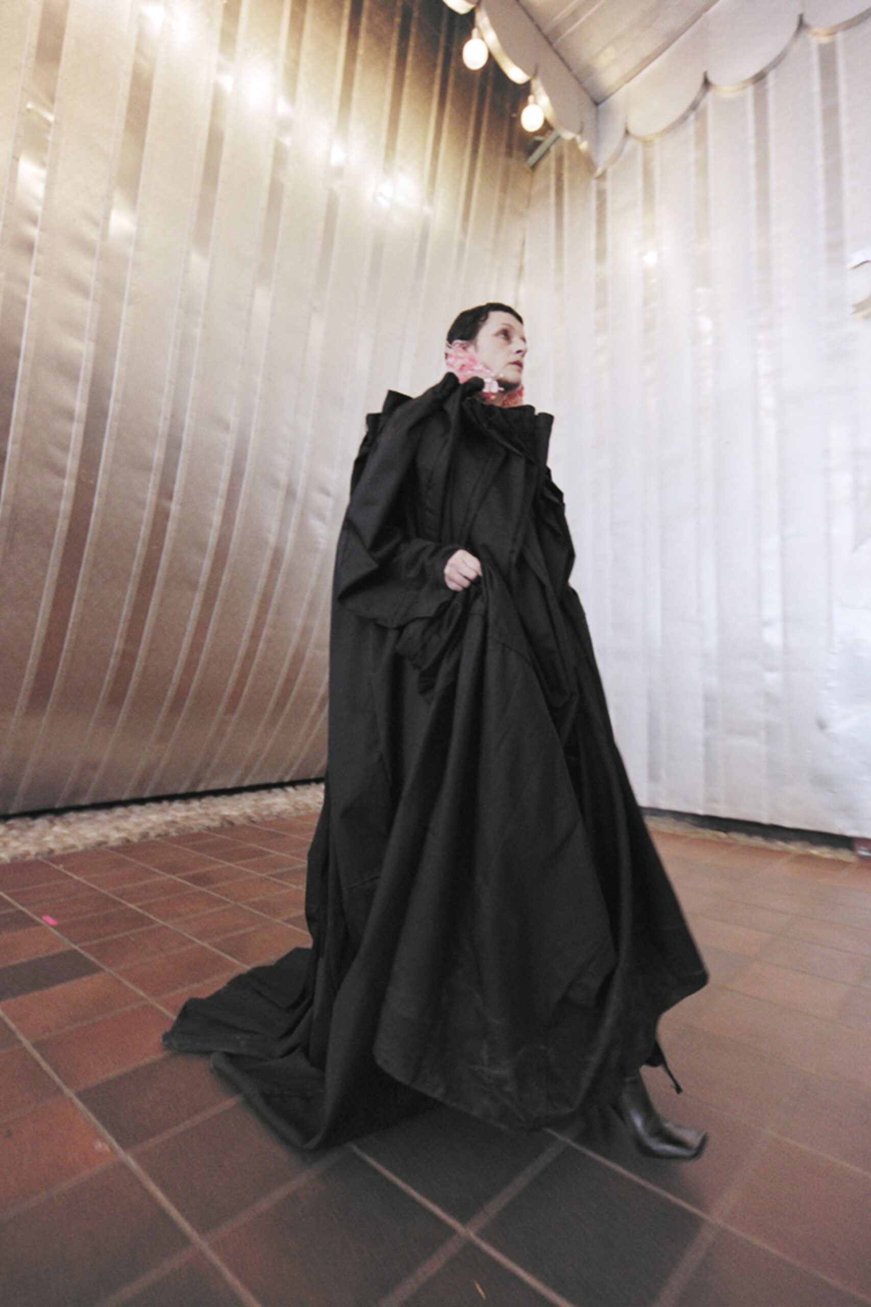 Hodakova S/S 22 Look 39