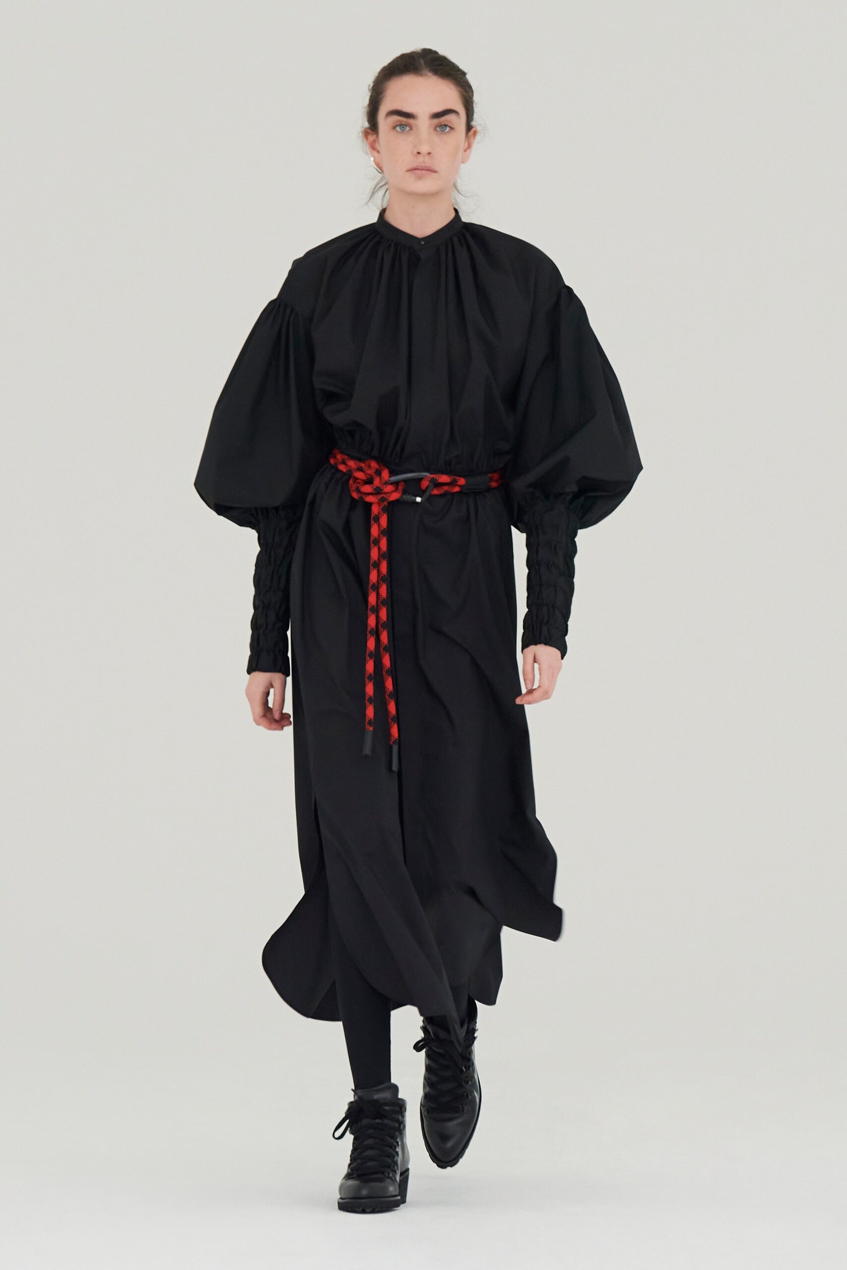 Hyke Tokyo F/W 21 Look 39