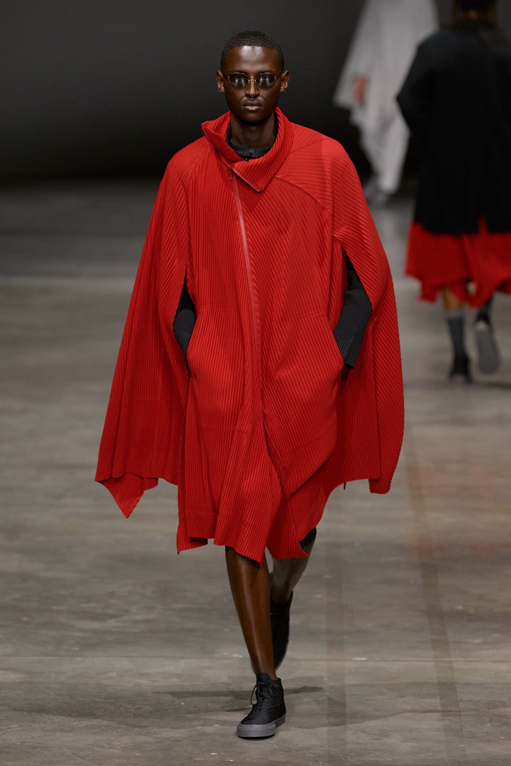Homme Plissé Issey Miyake F/W 23 Menswear Look 39