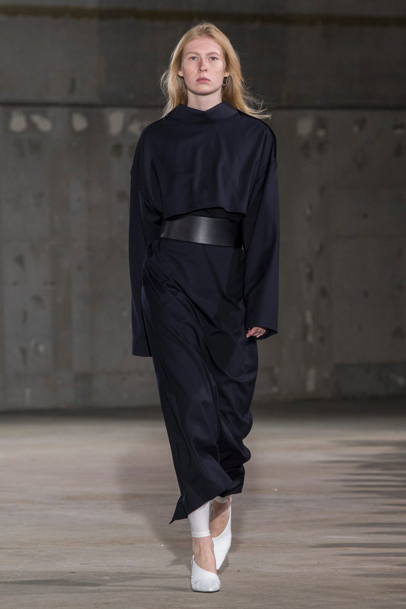 Hyke Tokyo S/S 19 Look 40