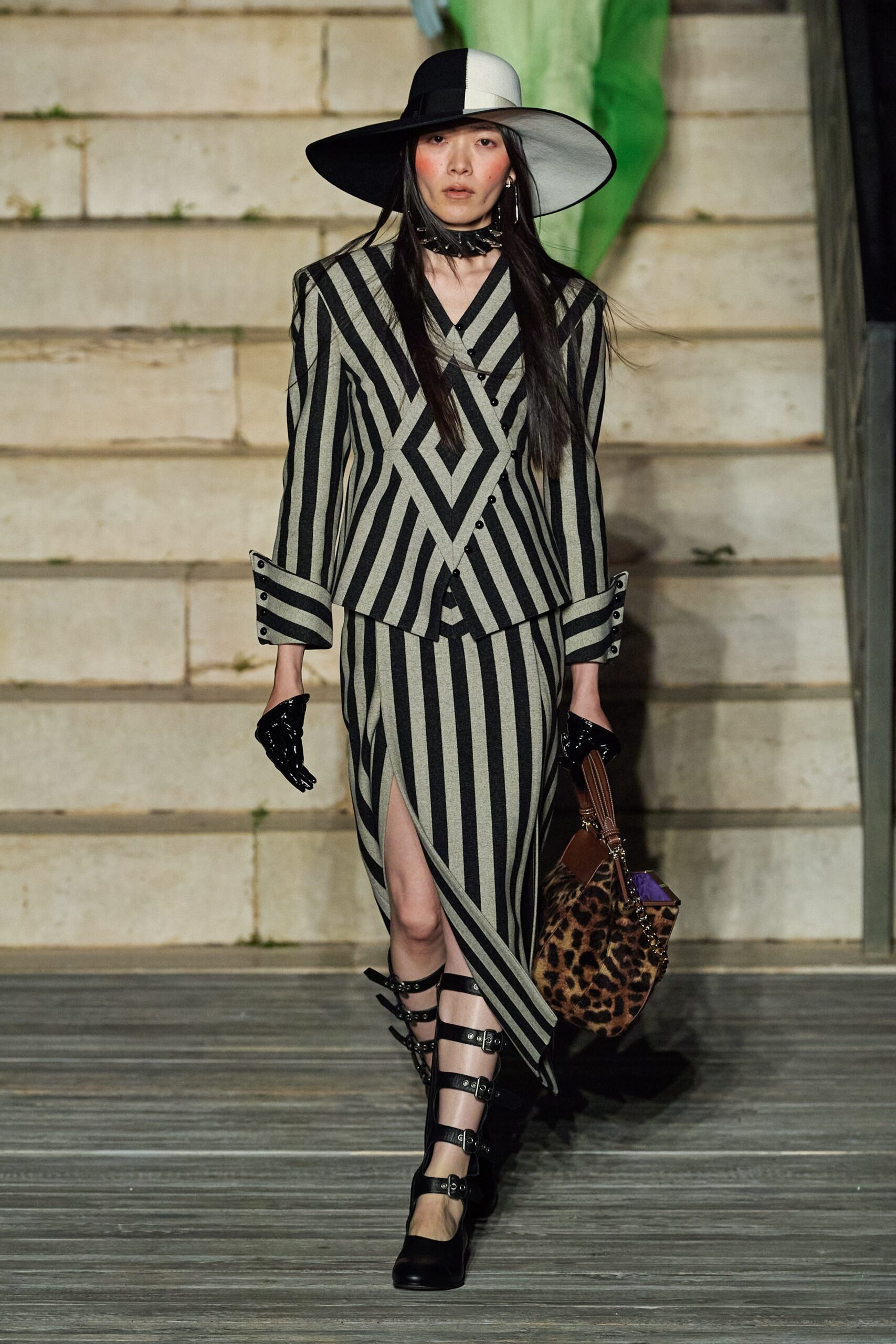 Gucci Resort 23 Look 40