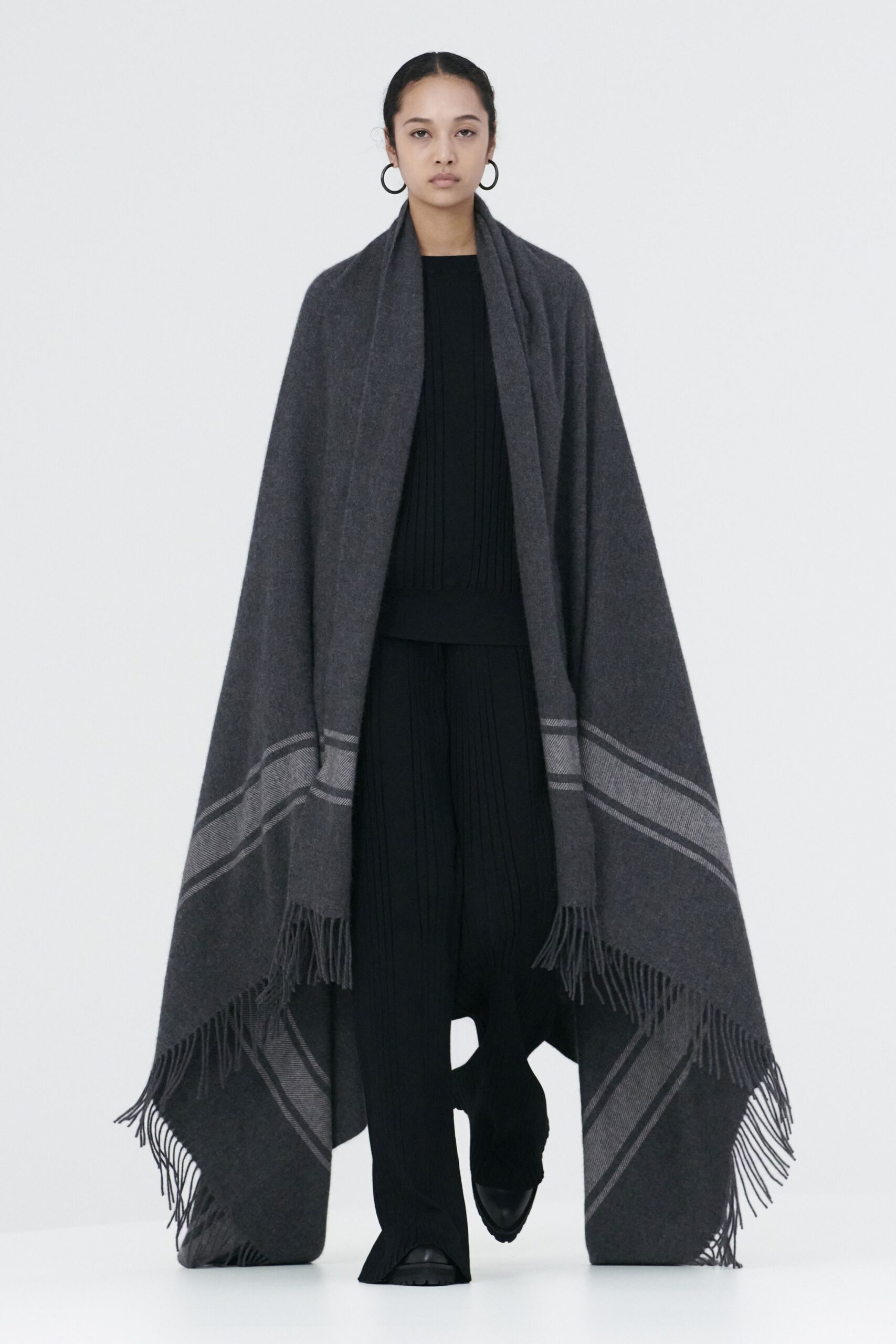 Hyke Tokyo F/W 22 Look 40