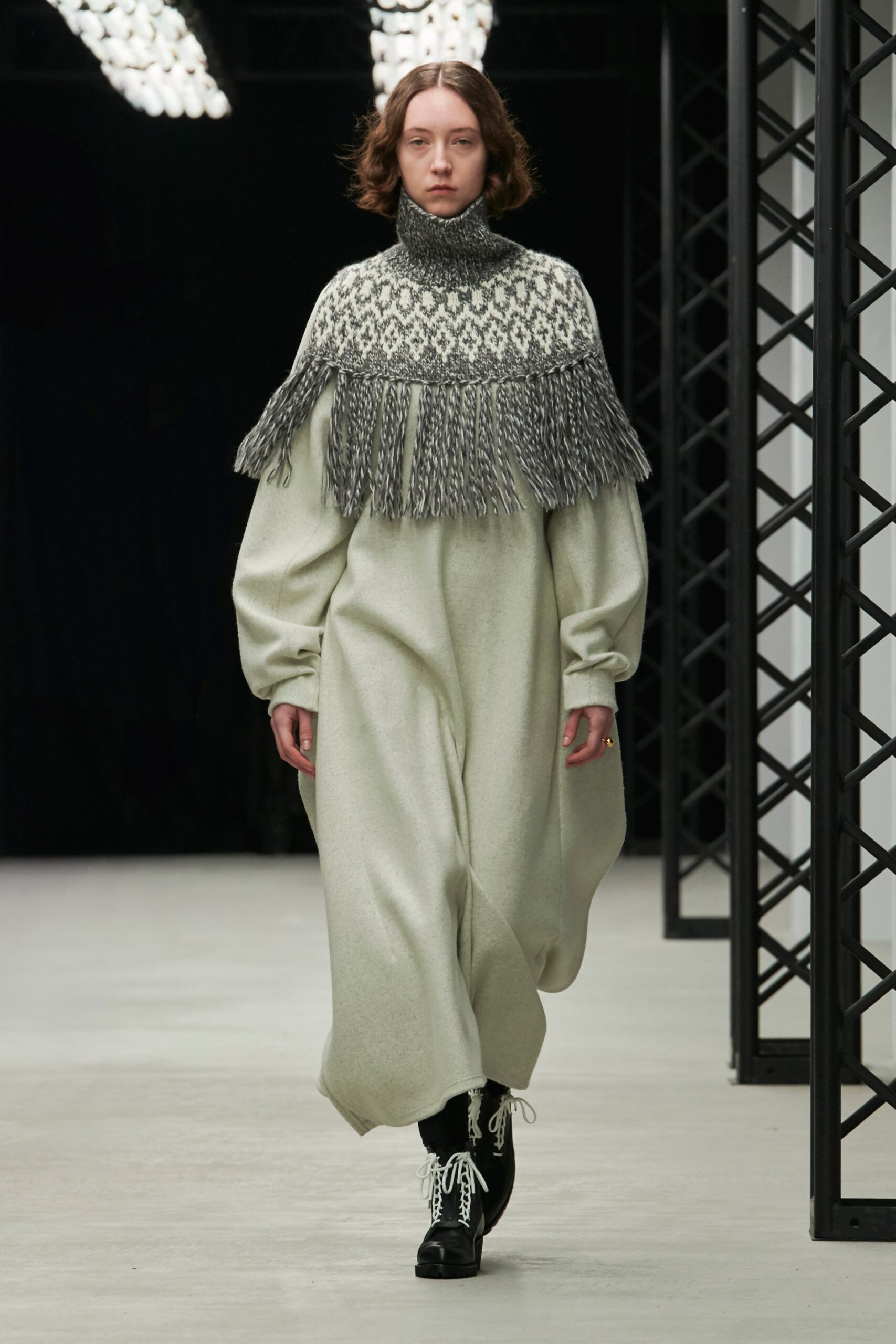 Hyke Tokyo F/W 20 Look 41