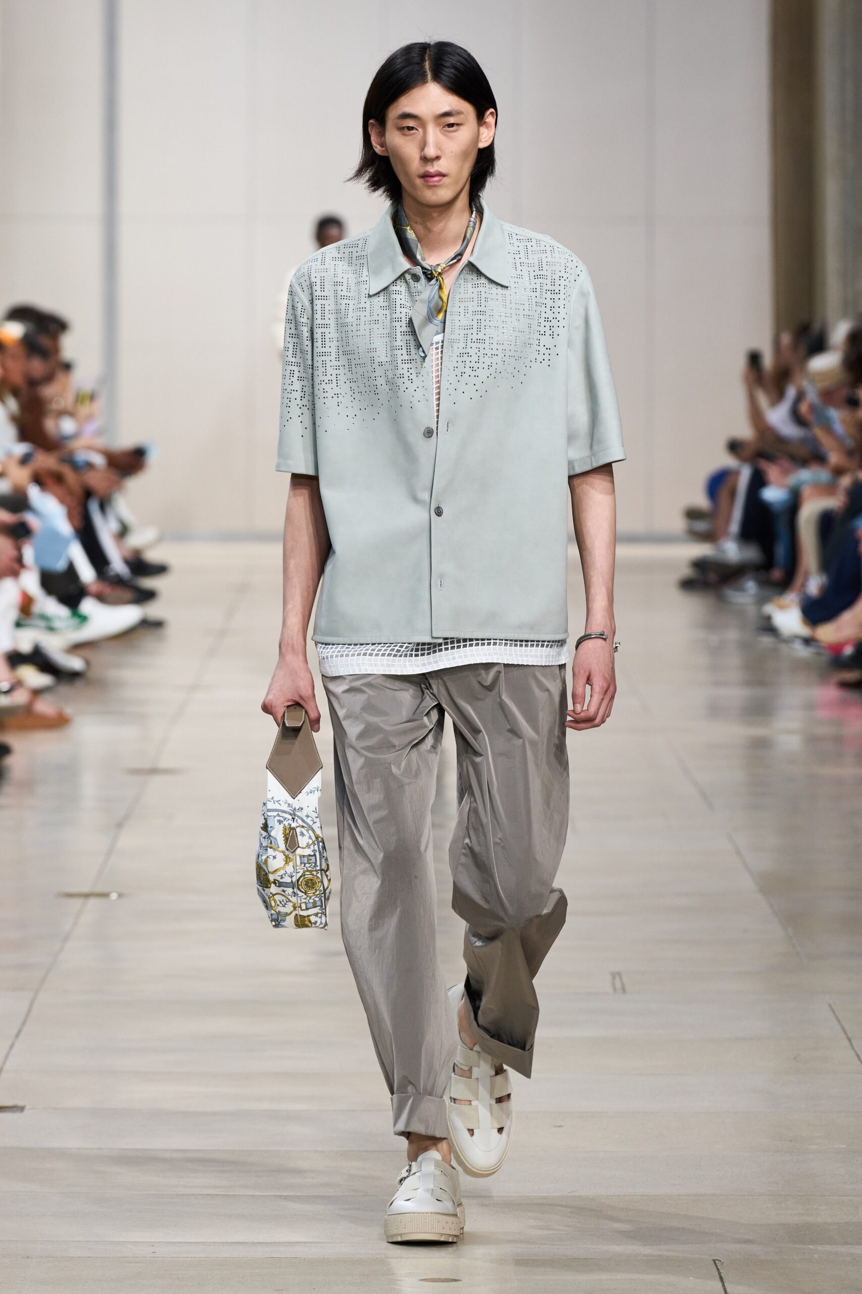 Hermès S/S 24 Menswear Look 41