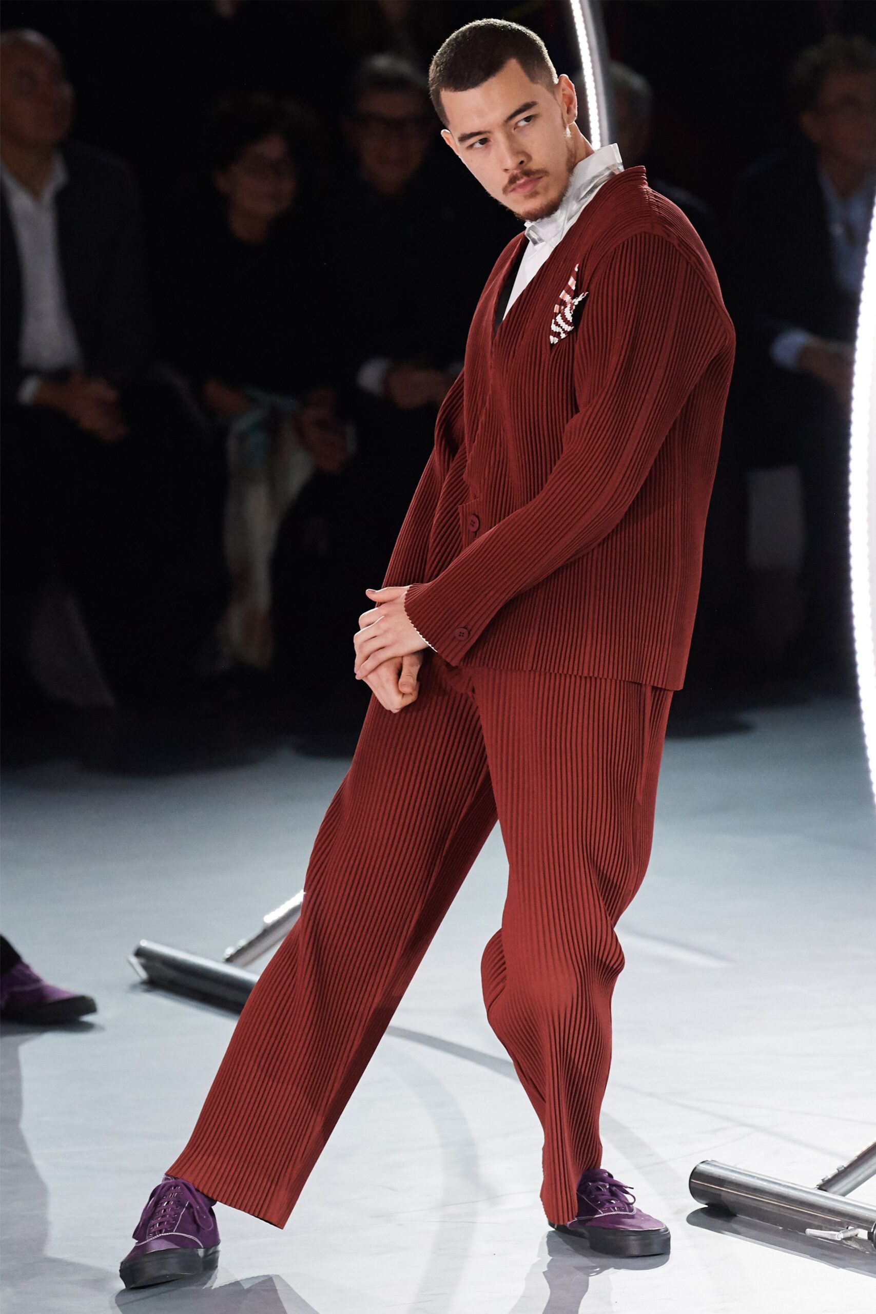 Homme Plissé Issey Miyake F/W 20 Menswear Look 43
