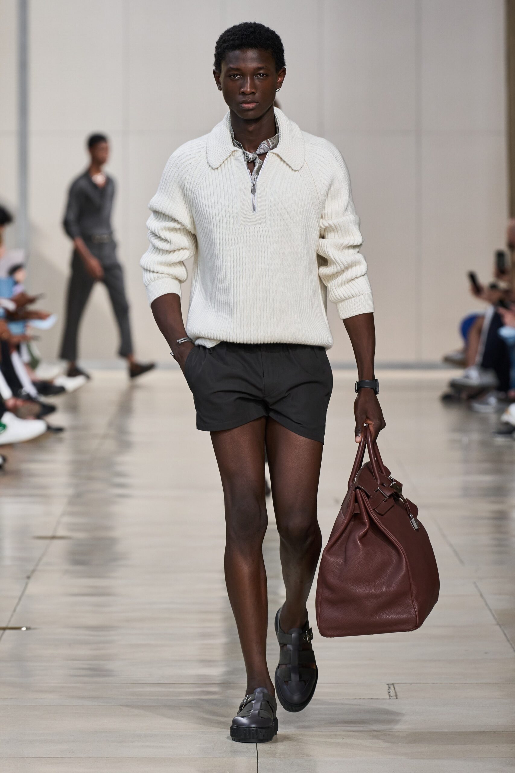 Hermès S/S 24 Menswear Look 43