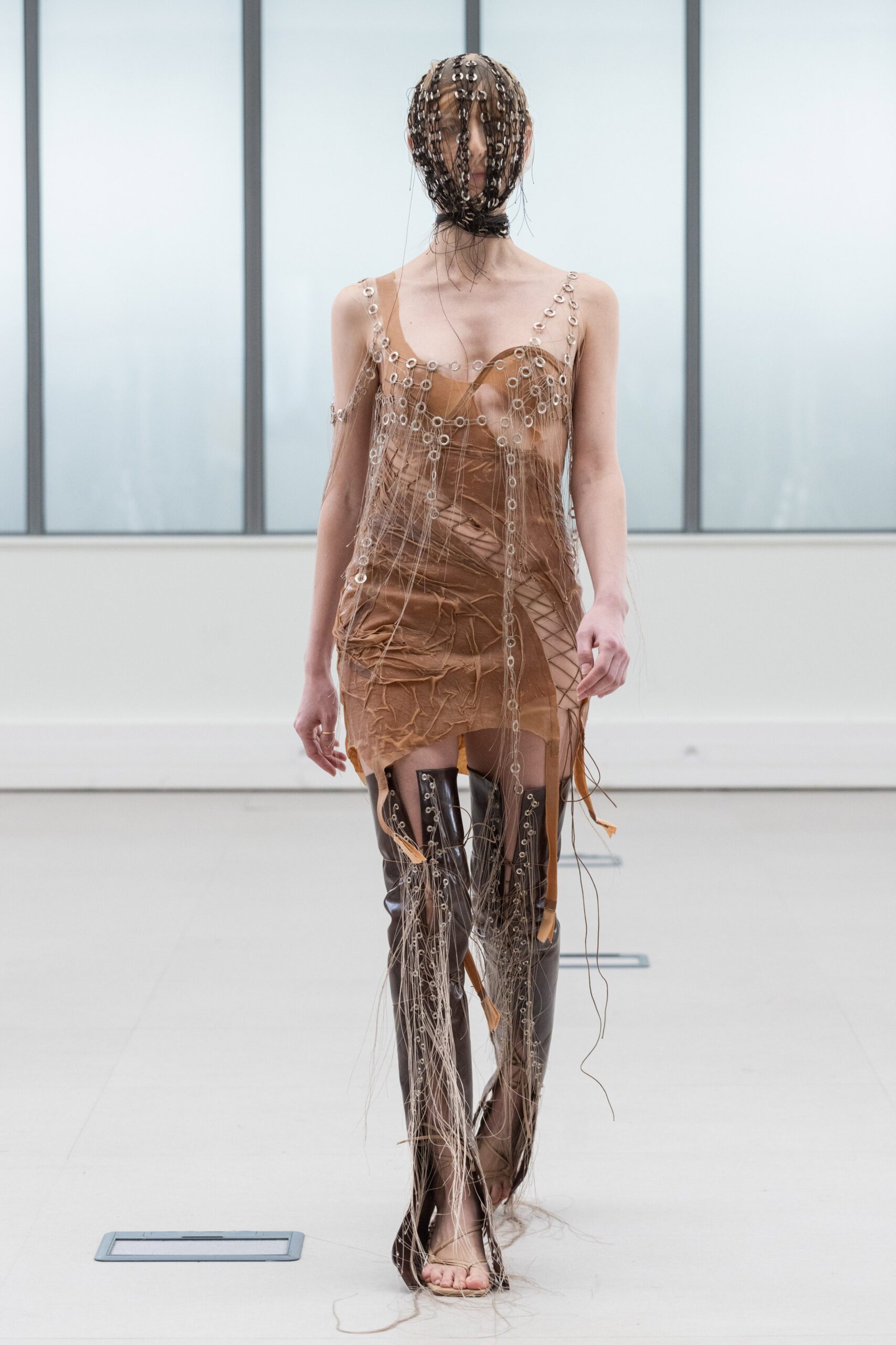 Institut Français de la Mode F/W 22 Look 47