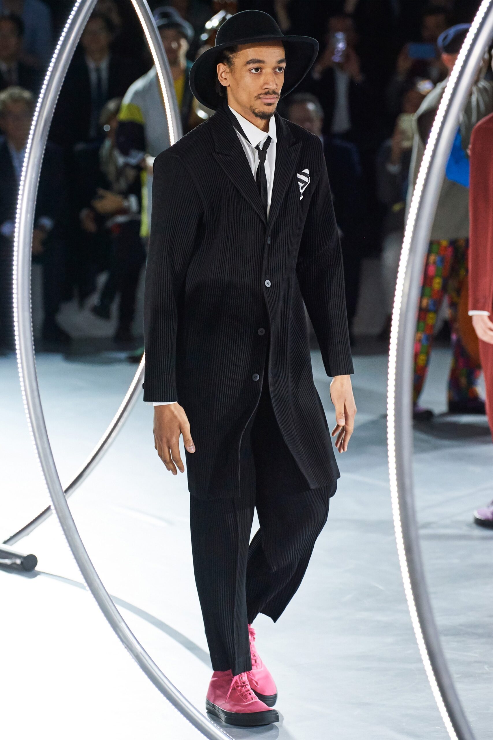 Homme Plissé Issey Miyake F/W 20 Menswear Look 48