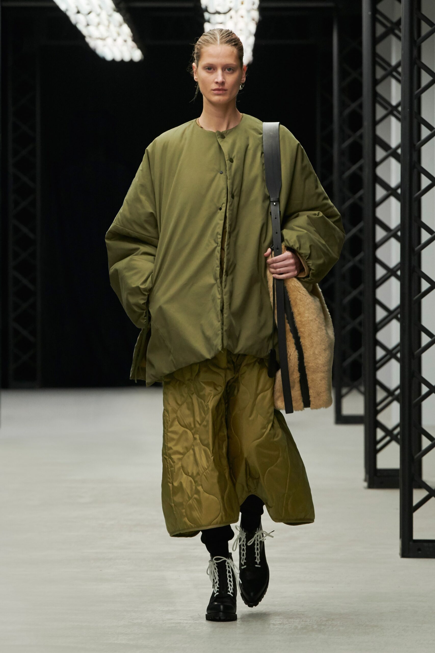 Hyke Tokyo F/W 20 Look 48