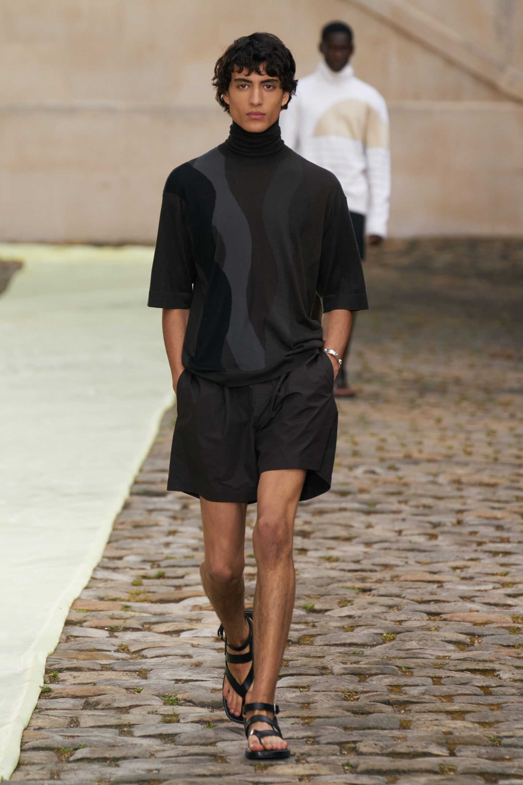 Hermès S/S 23 Menswear Look 48
