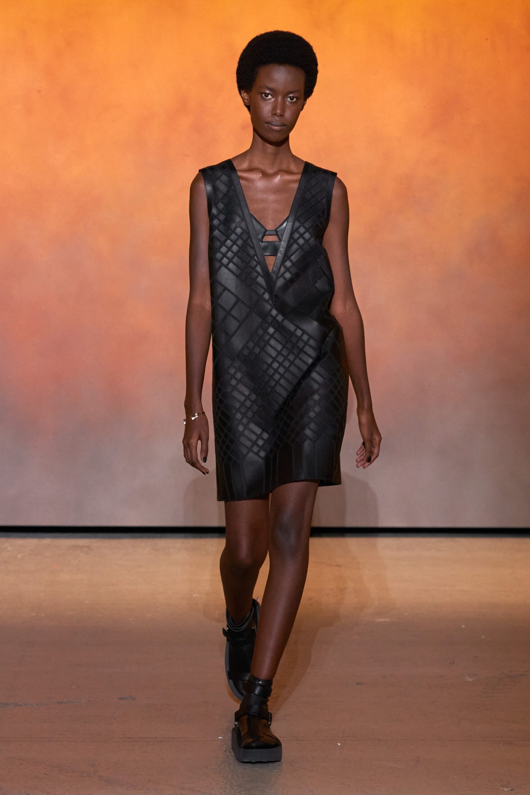 Hermès S/S 22 Look 55
