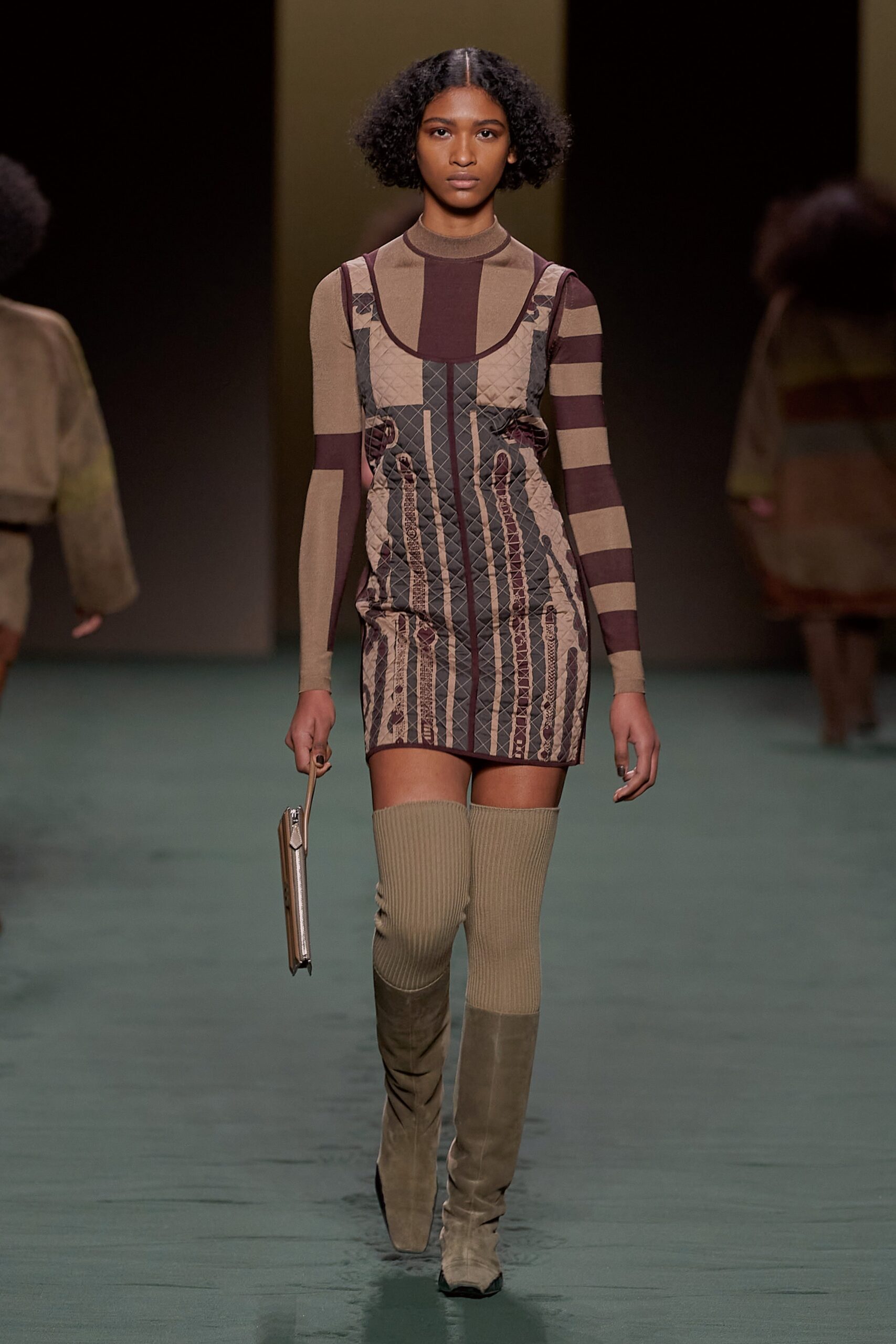 Hermès F/W 22 Look 57